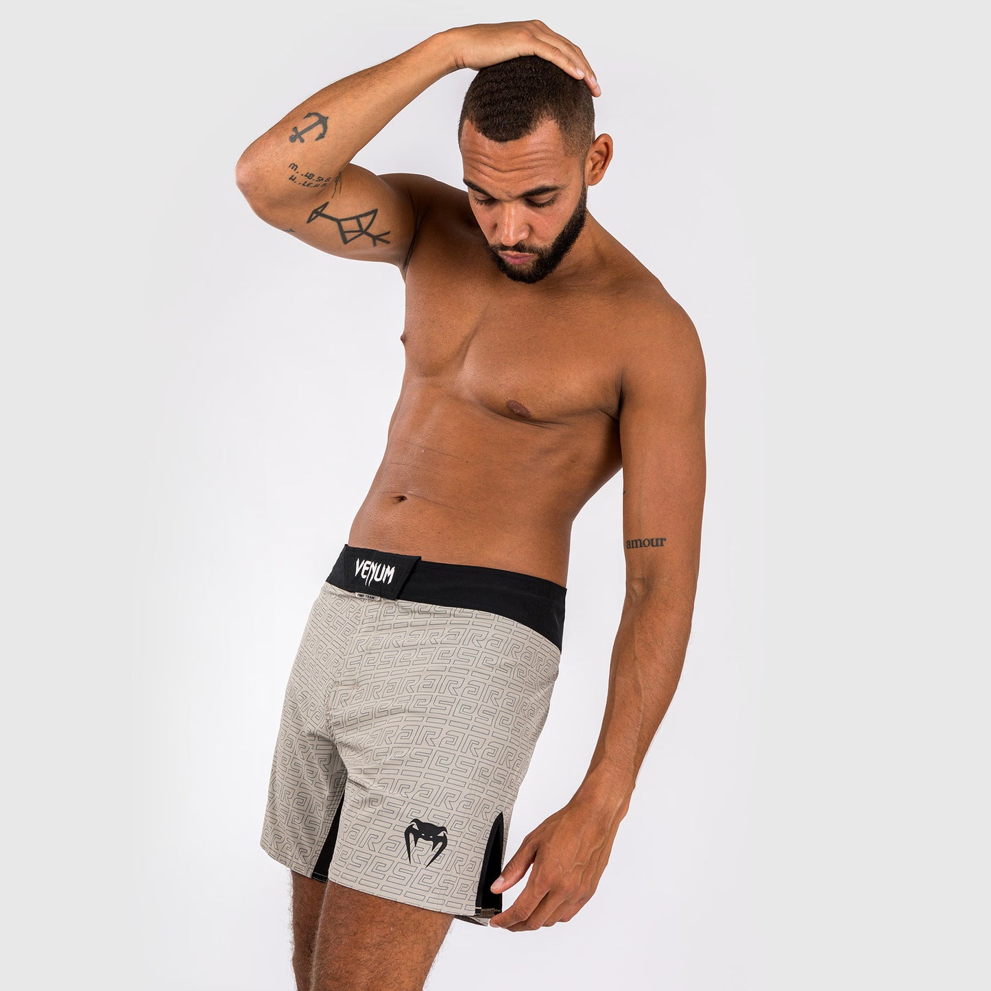 Venum x Ares 2.0 Kampfshorts - Sand