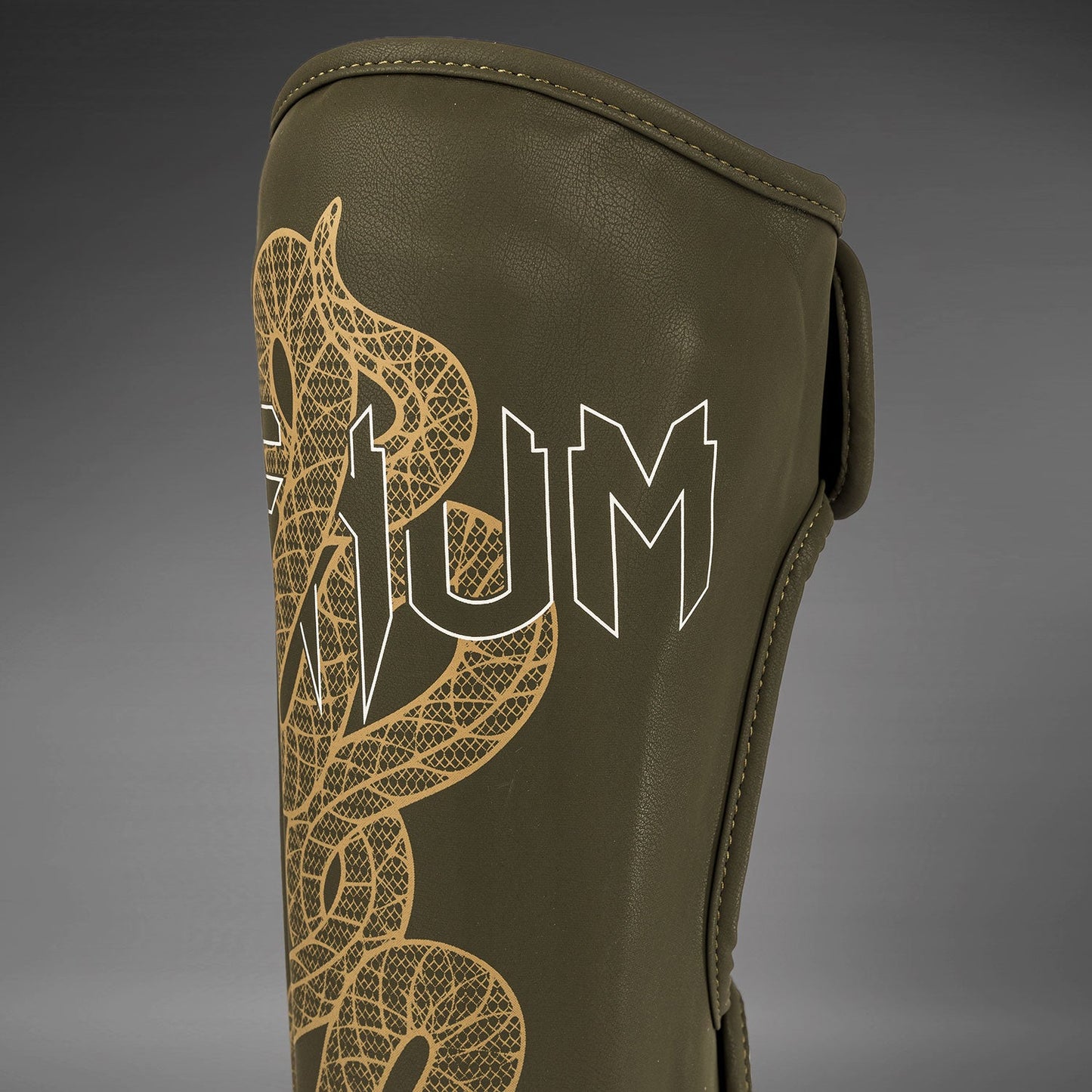 Venum Serpenti Schienbeinschoner – Khaki/Bronze/Ivory