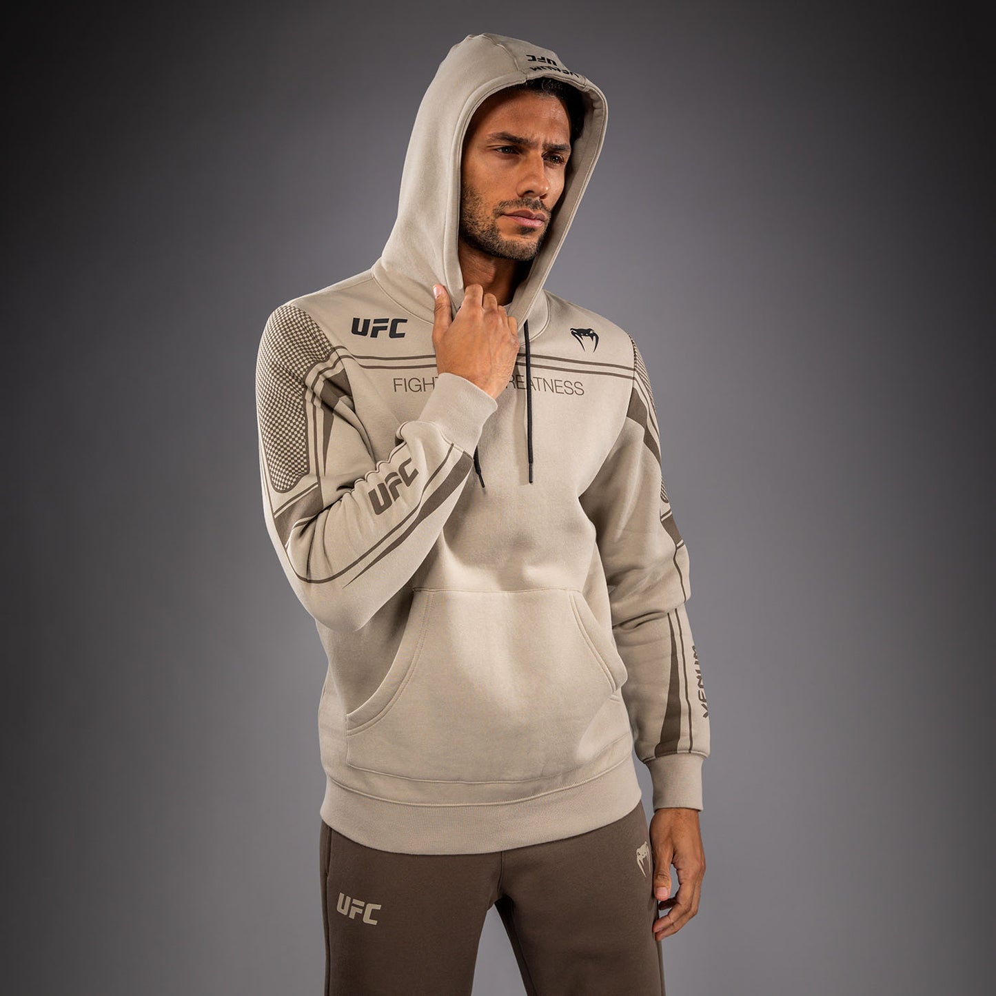 Venum UFC Unity by Venum Authentic Fight Week Herren-Kapuzenpullover - Sand