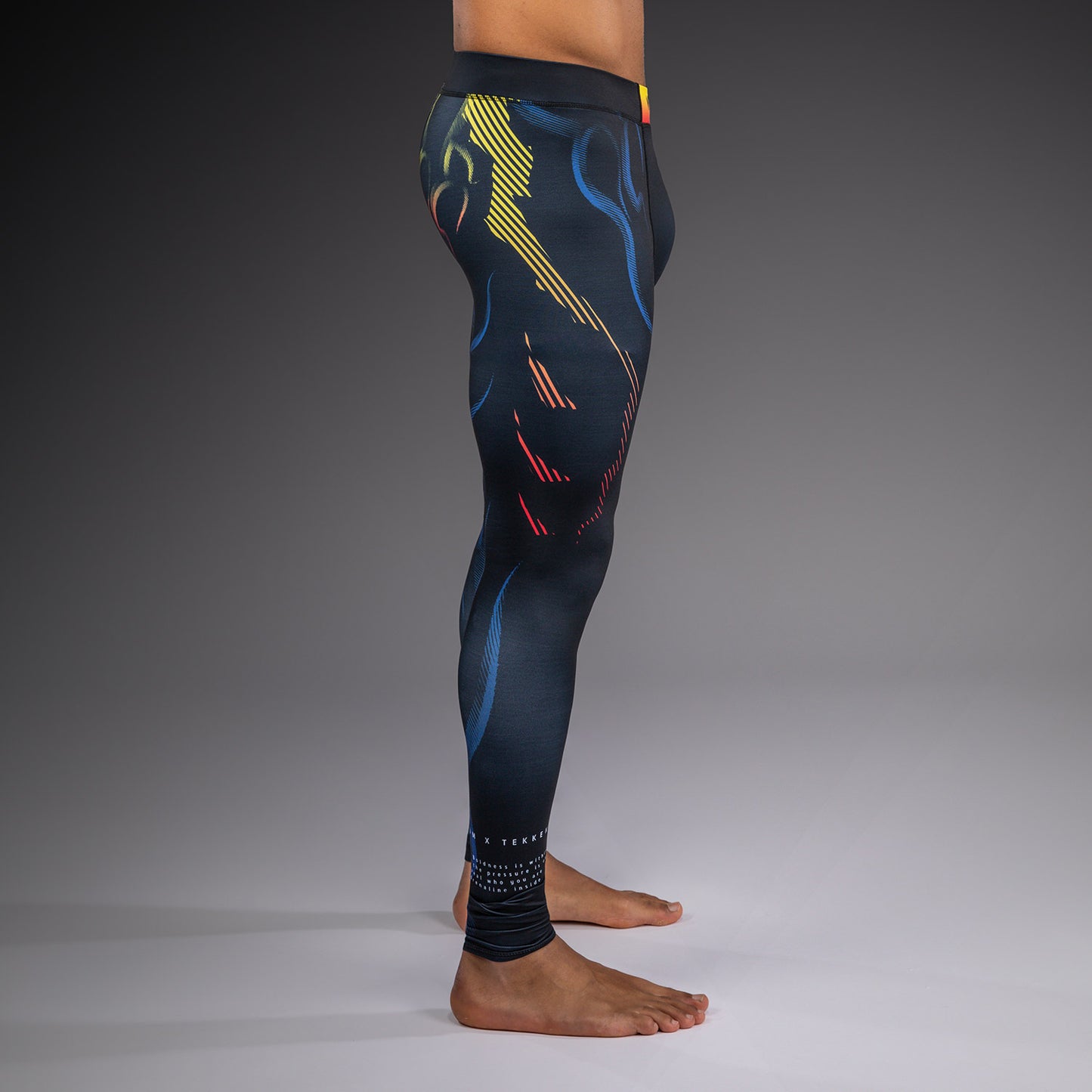 Venum x TEKKEN 8 Spats - Yoshimitsu - Schwarz/Orange