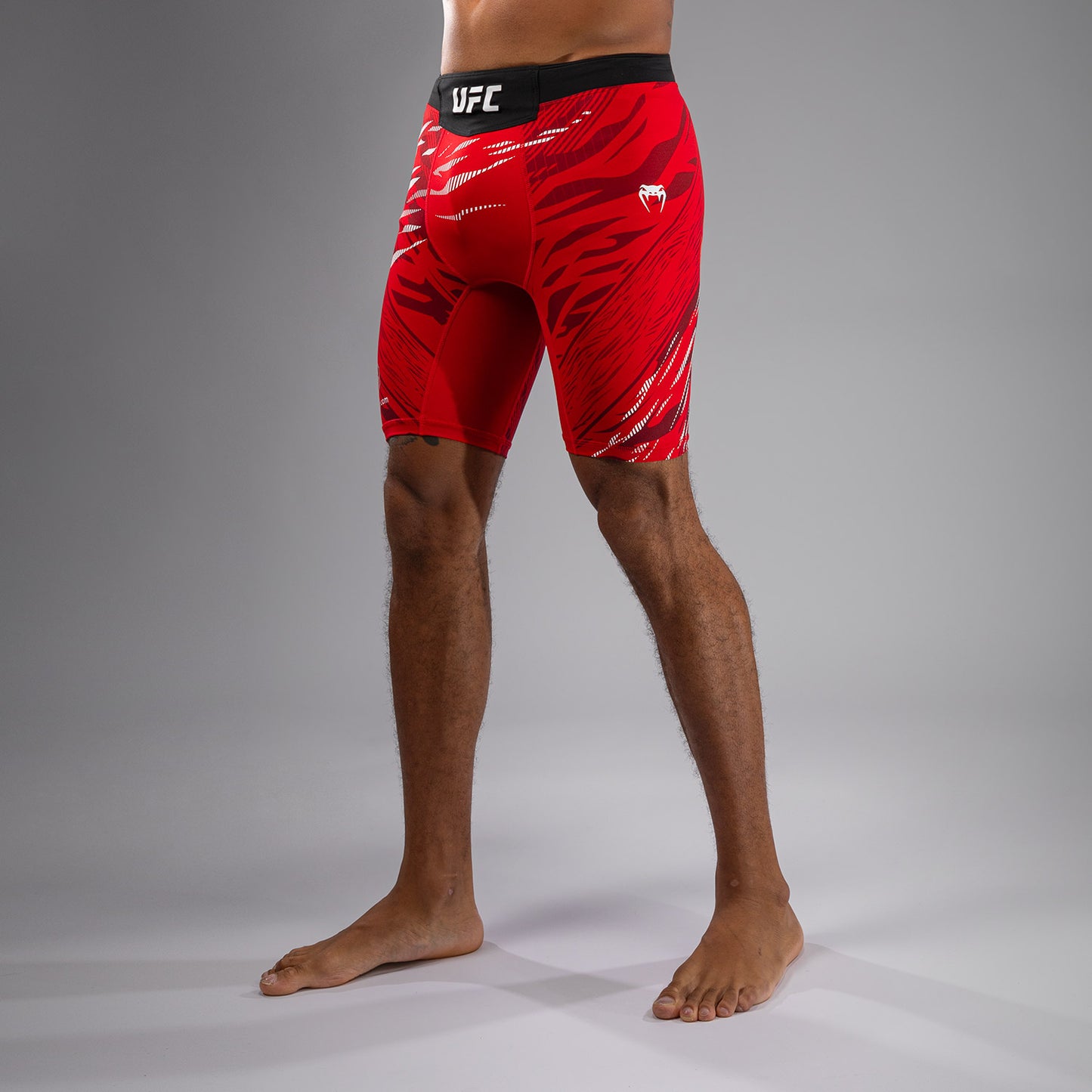 UFC Fusion by Venum Personalized Authentic Fight Night Herren Vale Tudo Short - Rot