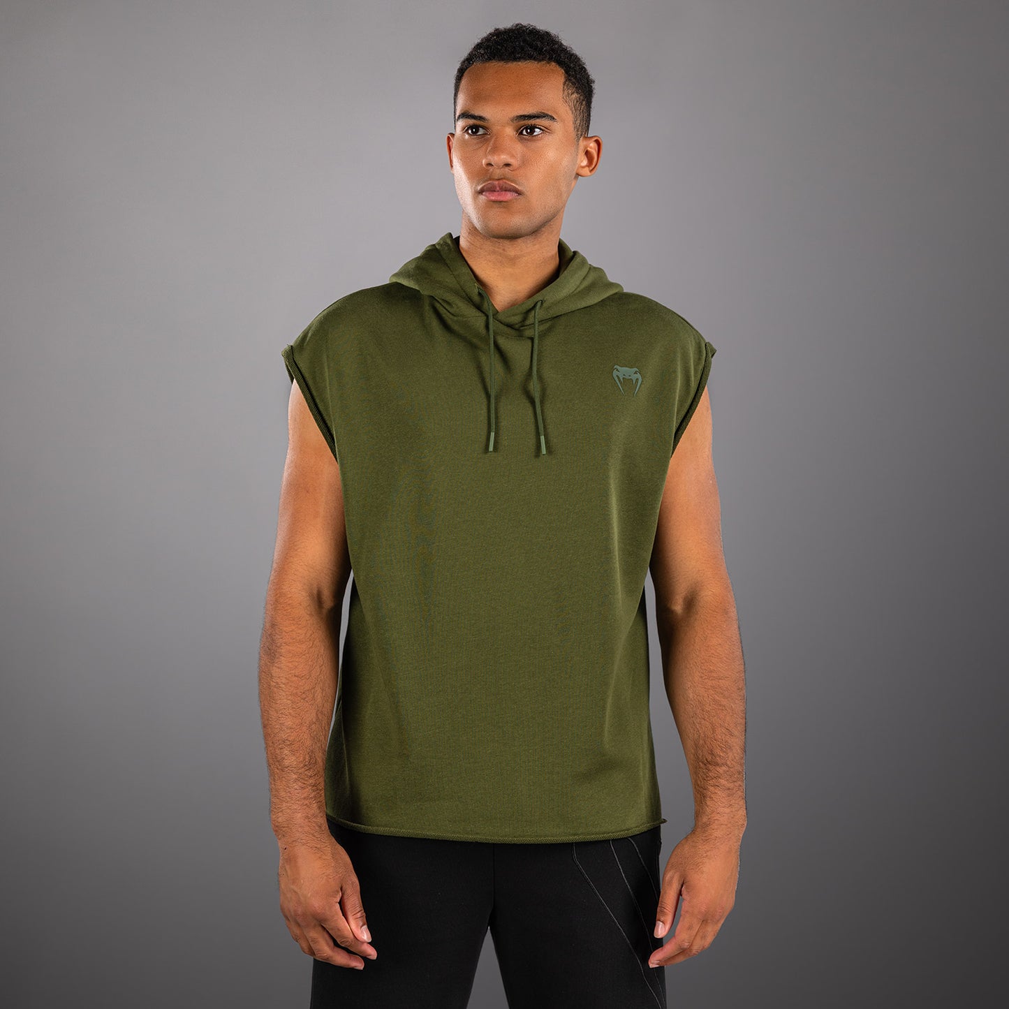 Venum Divide Ärmelloser Kapuzenpullover - Militärgrün