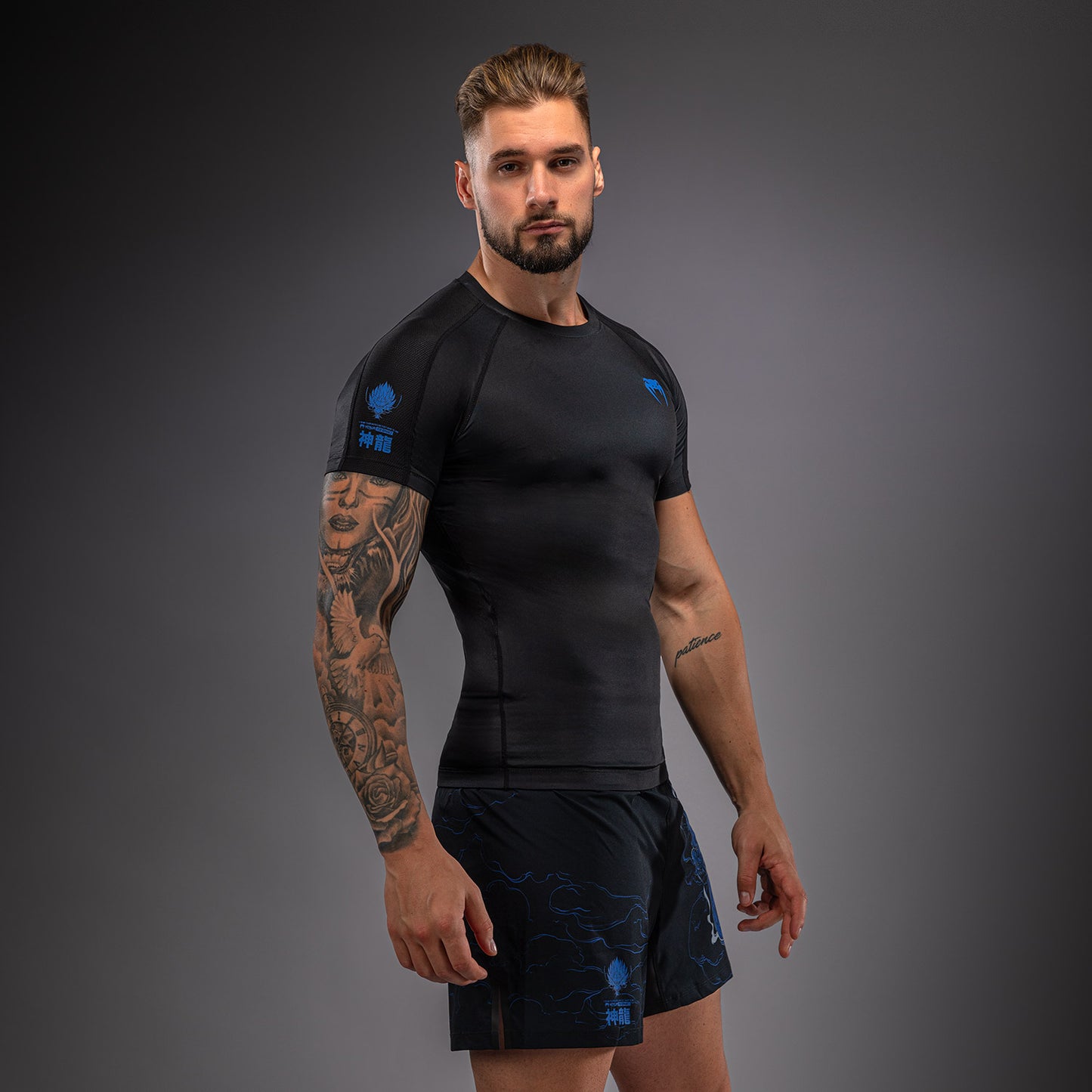 Venum Thunder Dragon Kurzarm Rashguard  – Schwarz/Königsblau