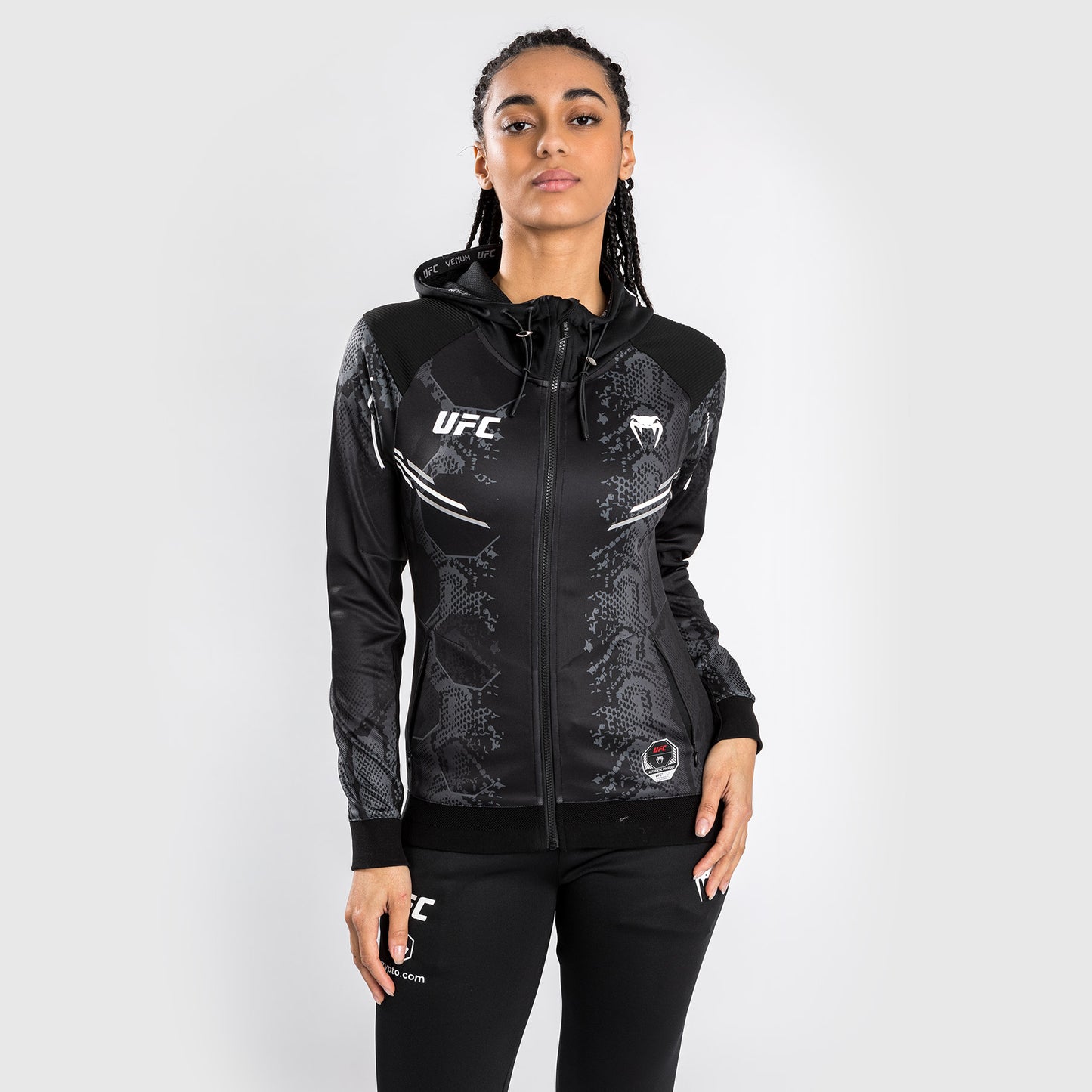 UFC Adrenaline by Venum Authentic Fight Night Women's Walkout Hoodie - Schwarz