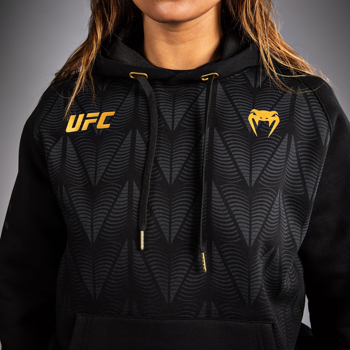 UFC Zenith by Venum Replica Pullover Hoodie Damen - Champion