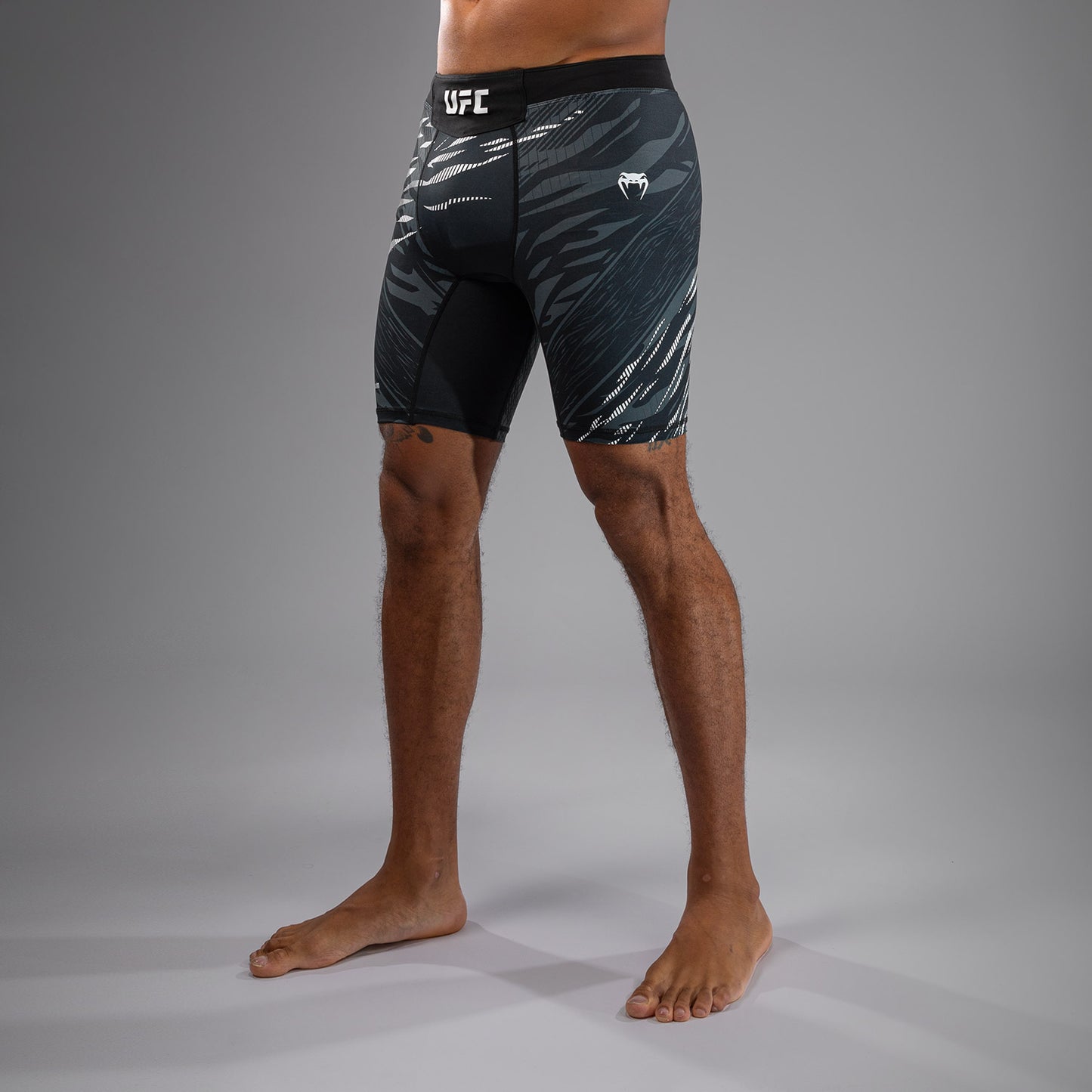 UFC Fusion by Venum Personalized Authentic Fight Night Herren Vale Tudo Short - Schwarz