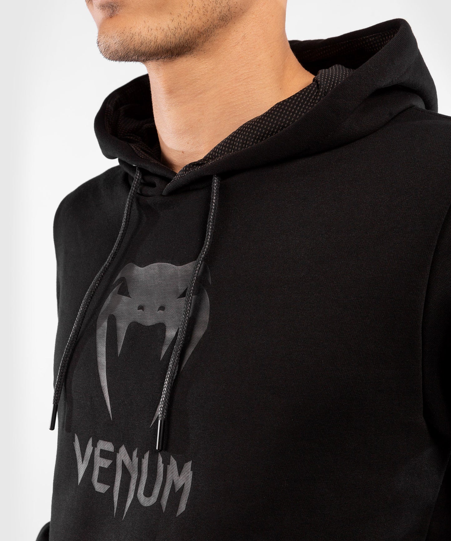 Venum Classic Hoodie - Schwarz/Schwarz