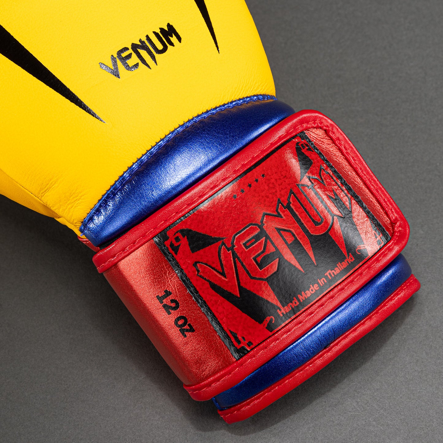Venum Giant 3.0 Boxhandschuhe - Gelb/Blau/Rot