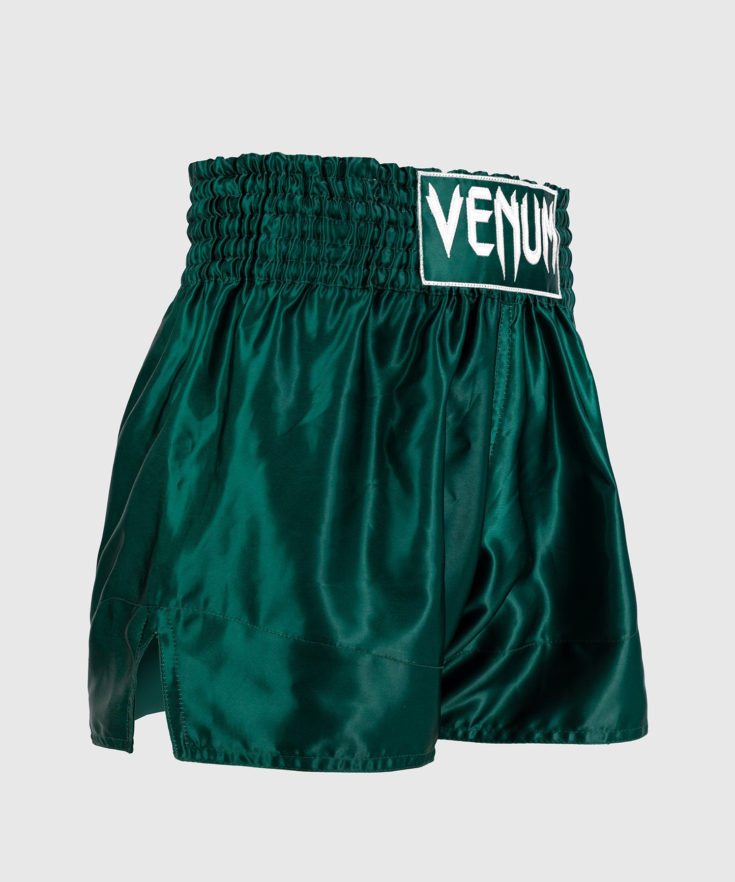 Venum Classic Muay Thai Shorts - Waldgrün