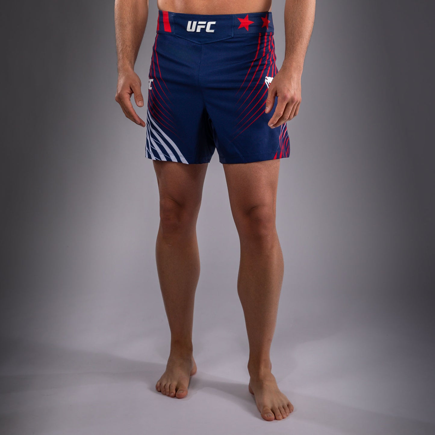 Official UFC Freedom 250 by Venum Personalisiert Authentic Fight Night Fight Shorts im Short Fit für Herren - Blau
