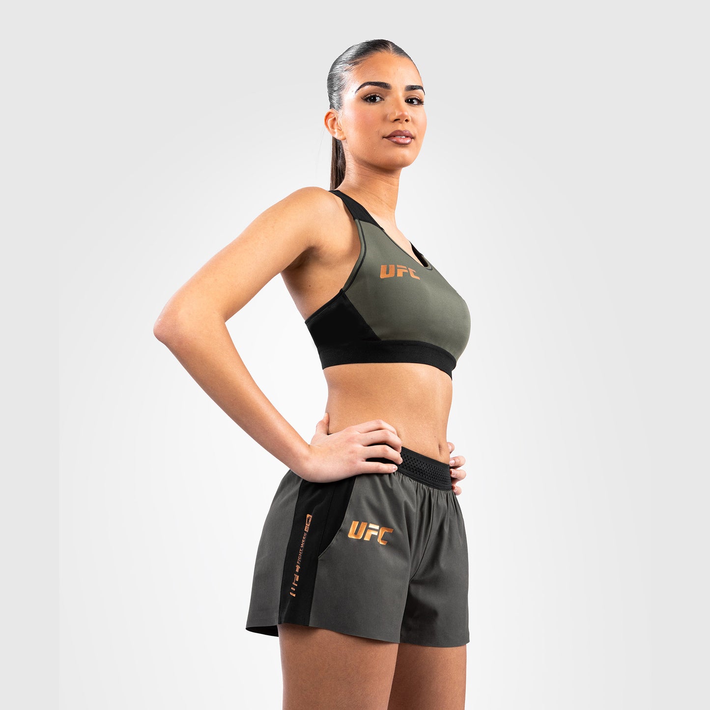 UFC Adrenaline by Venum Fight Week Performance-Short für Frauen - Khaki