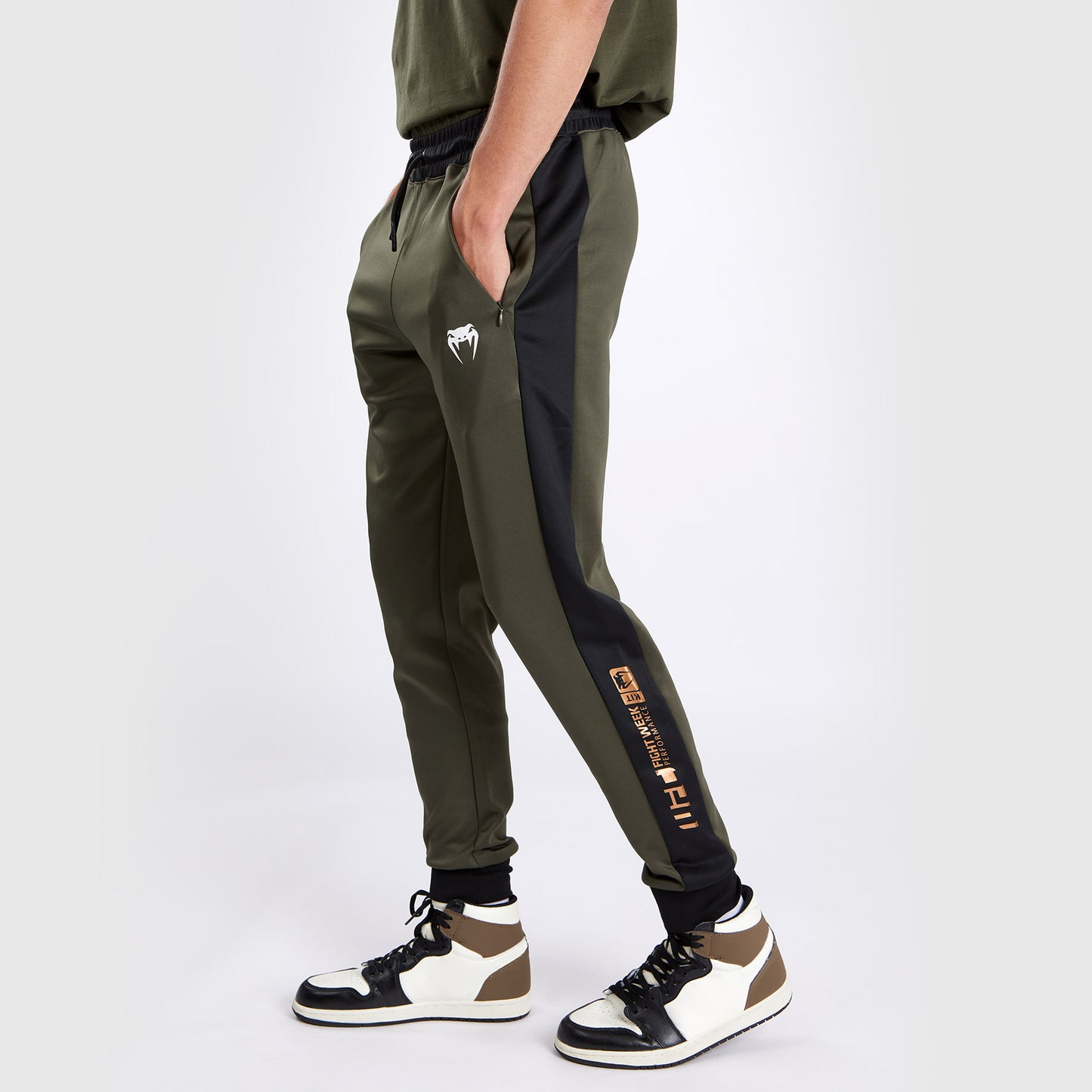 UFC Adrenaline by Venum Fight Week Herren-Performance-Jogging-Hose - Khaki/Bronze