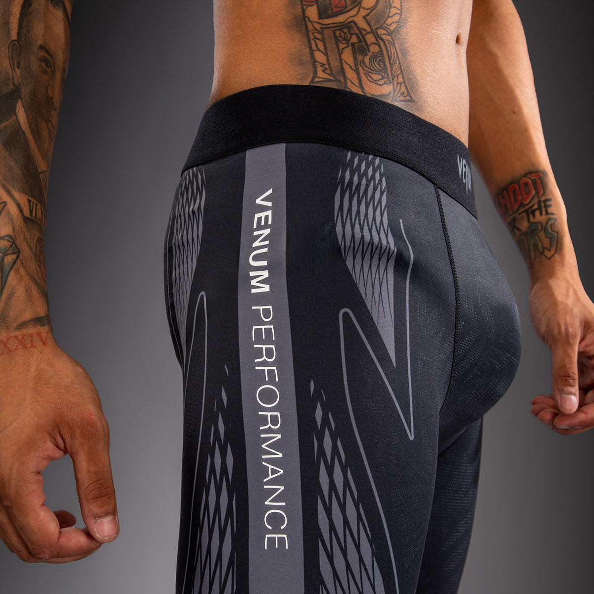 Venum Amazonia Reborn Kompressionsshorts - Schwarz/Grau