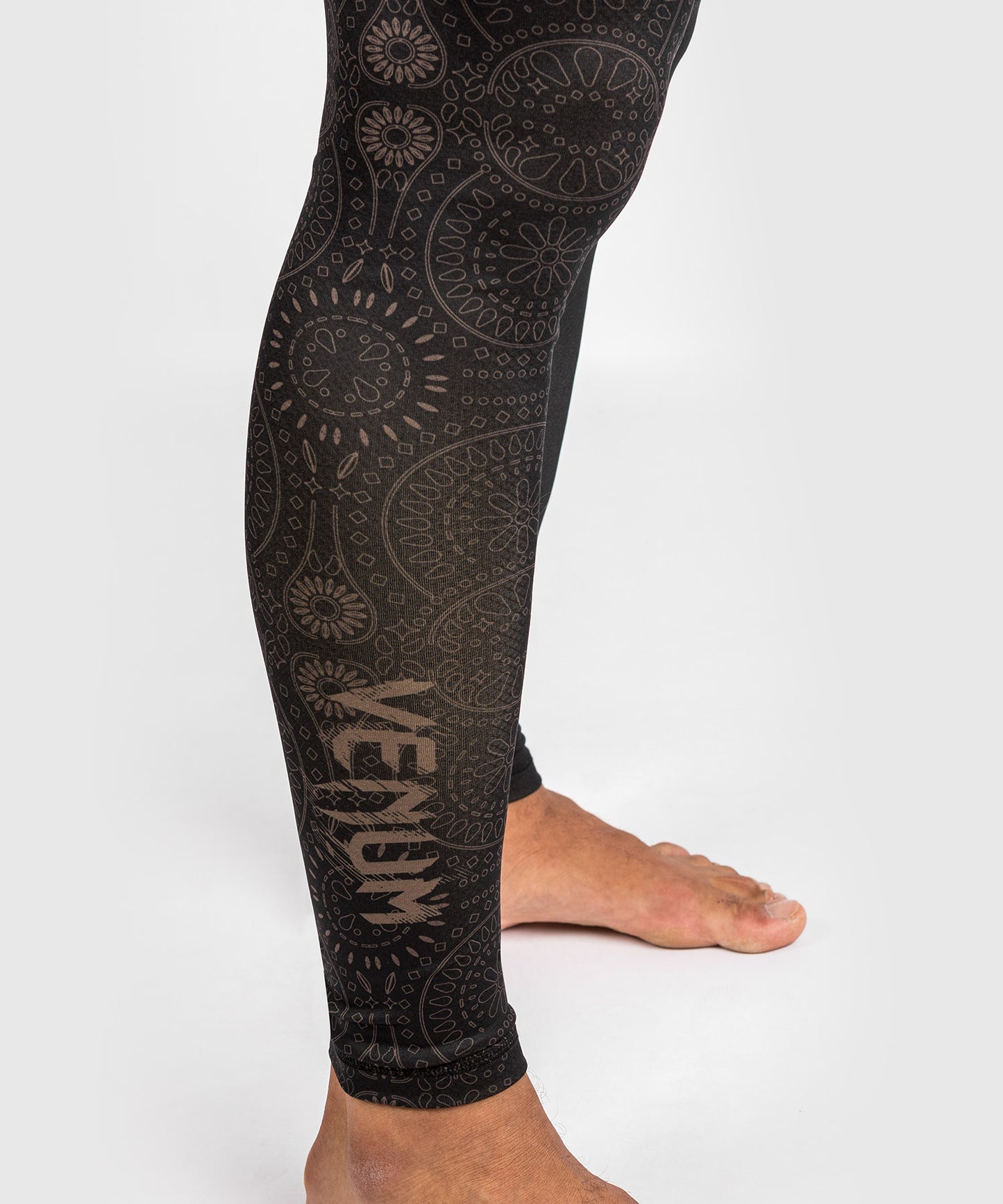 Venum Santa Muerte Dark Side - Gamaschen - Schwarz/Braun