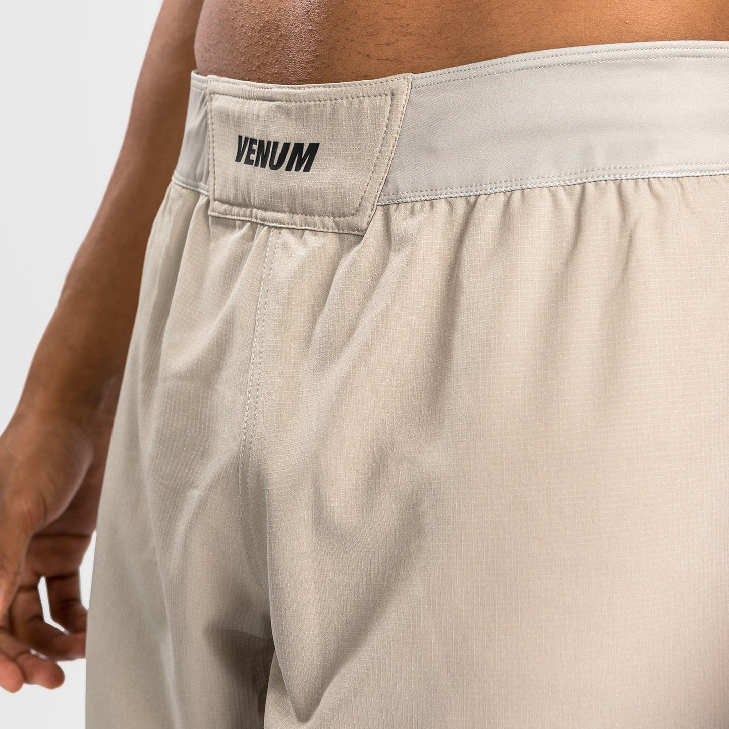 Venum G-Fit Air Fightshort – Sand