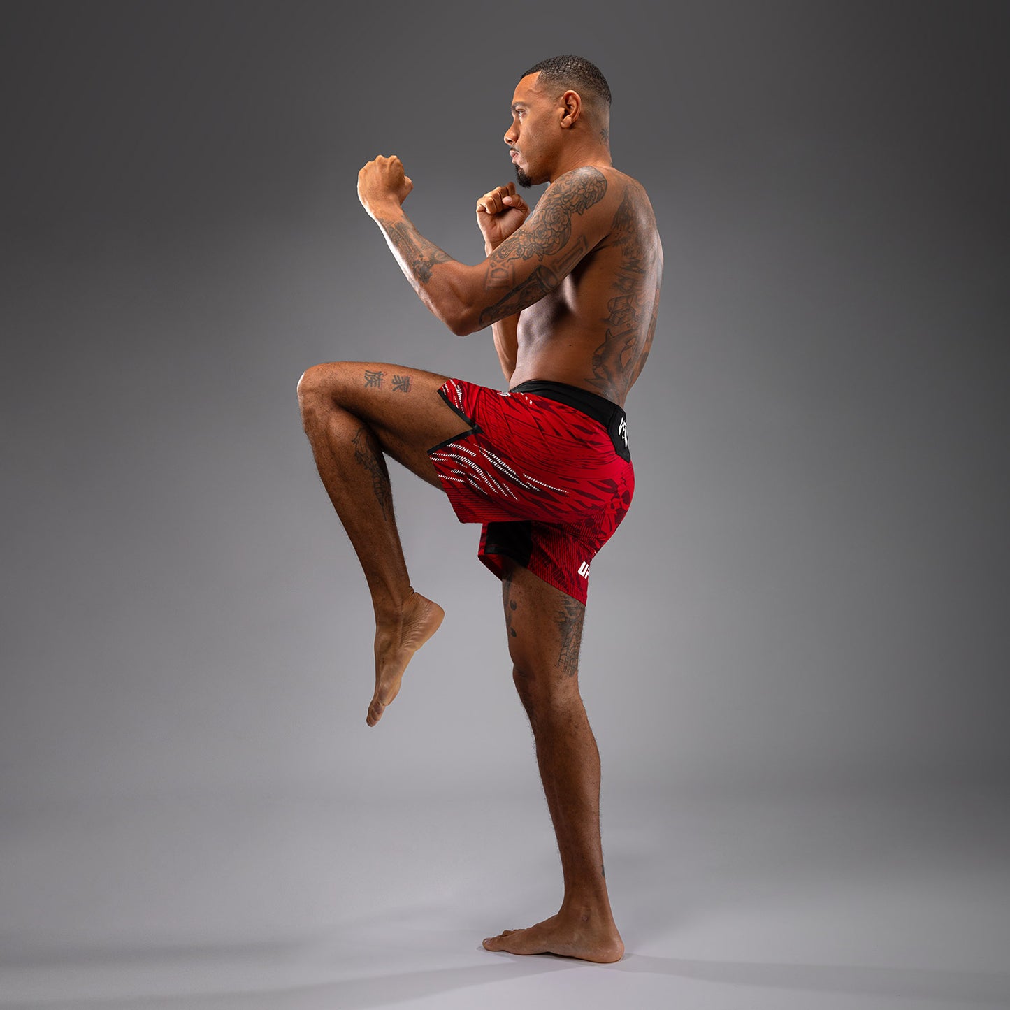 UFC Fusion by Venum Authentic Fight Night Herren Fight Short - Short Fit - Rot