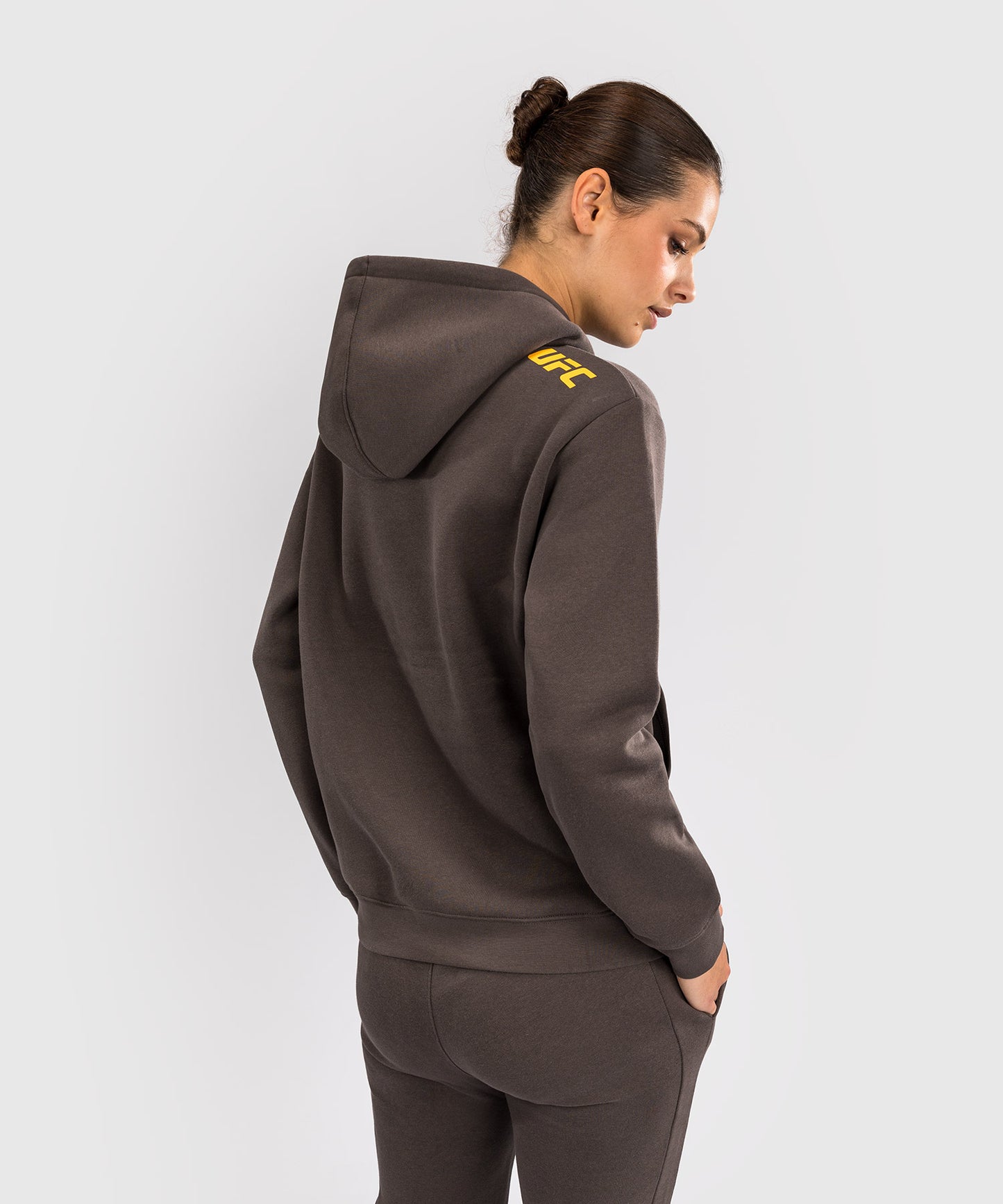 UFC Fusion by Venum Fight Week Damen Pullover Hoodie - Solid Erdiges Braun
