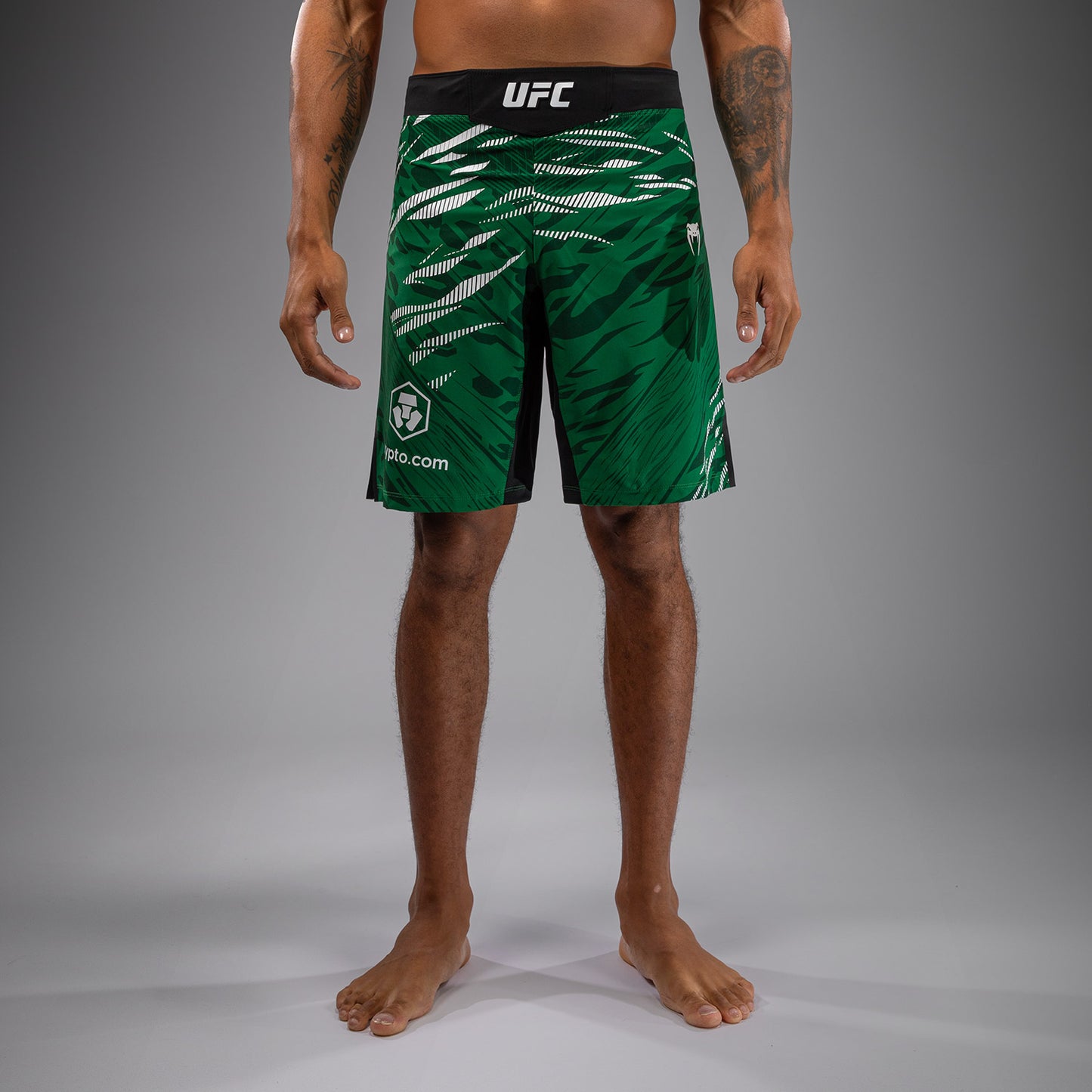 UFC Fusion by Venum Authentic Fight Night Herren Fight Short - Long Fit - Grün