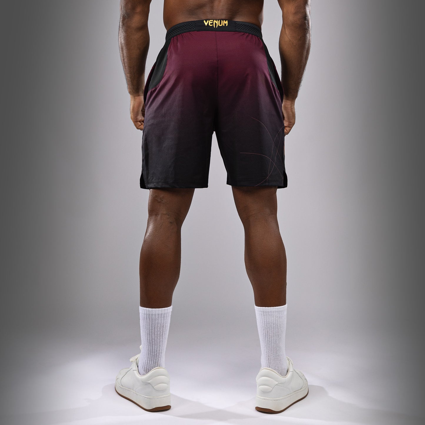 Venum Tactical XT Trainingsshorts - Schwarz/Burgund/Gold