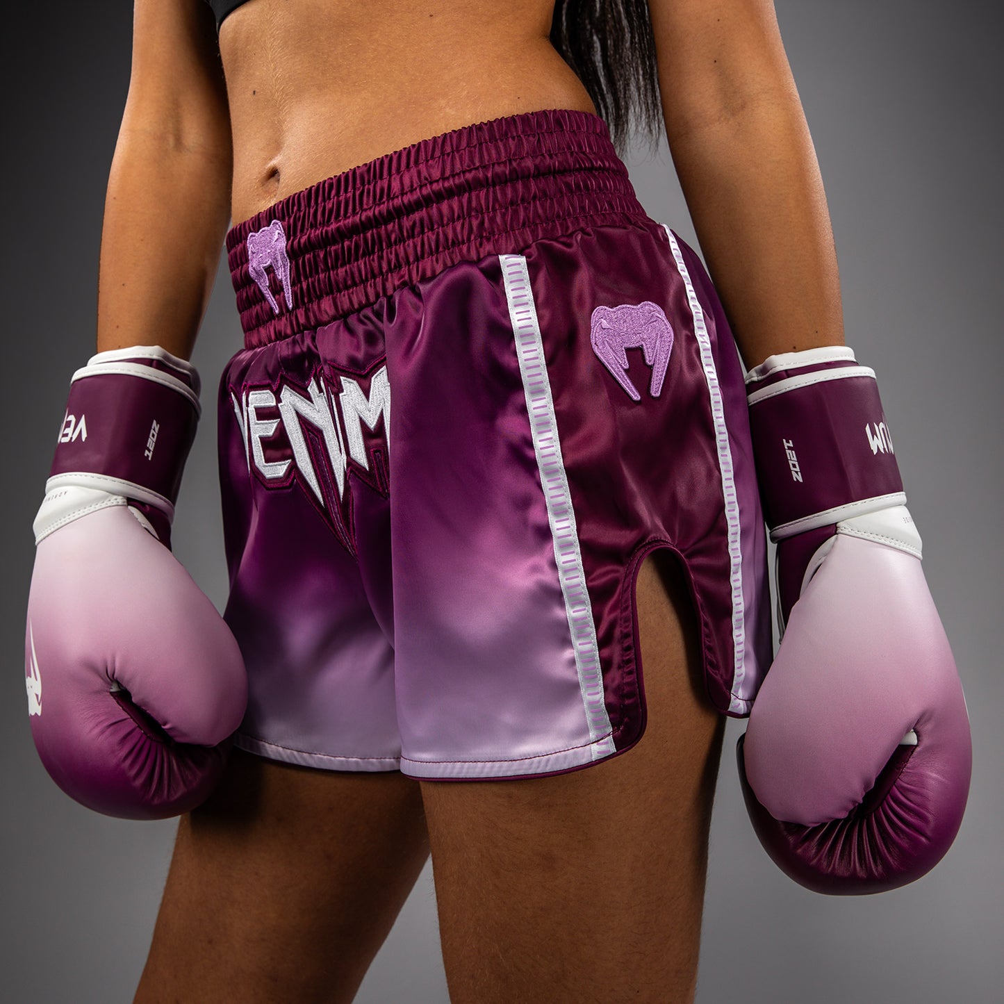 Venum Iris Muay Thai Shorts – Pflaume/Weiß