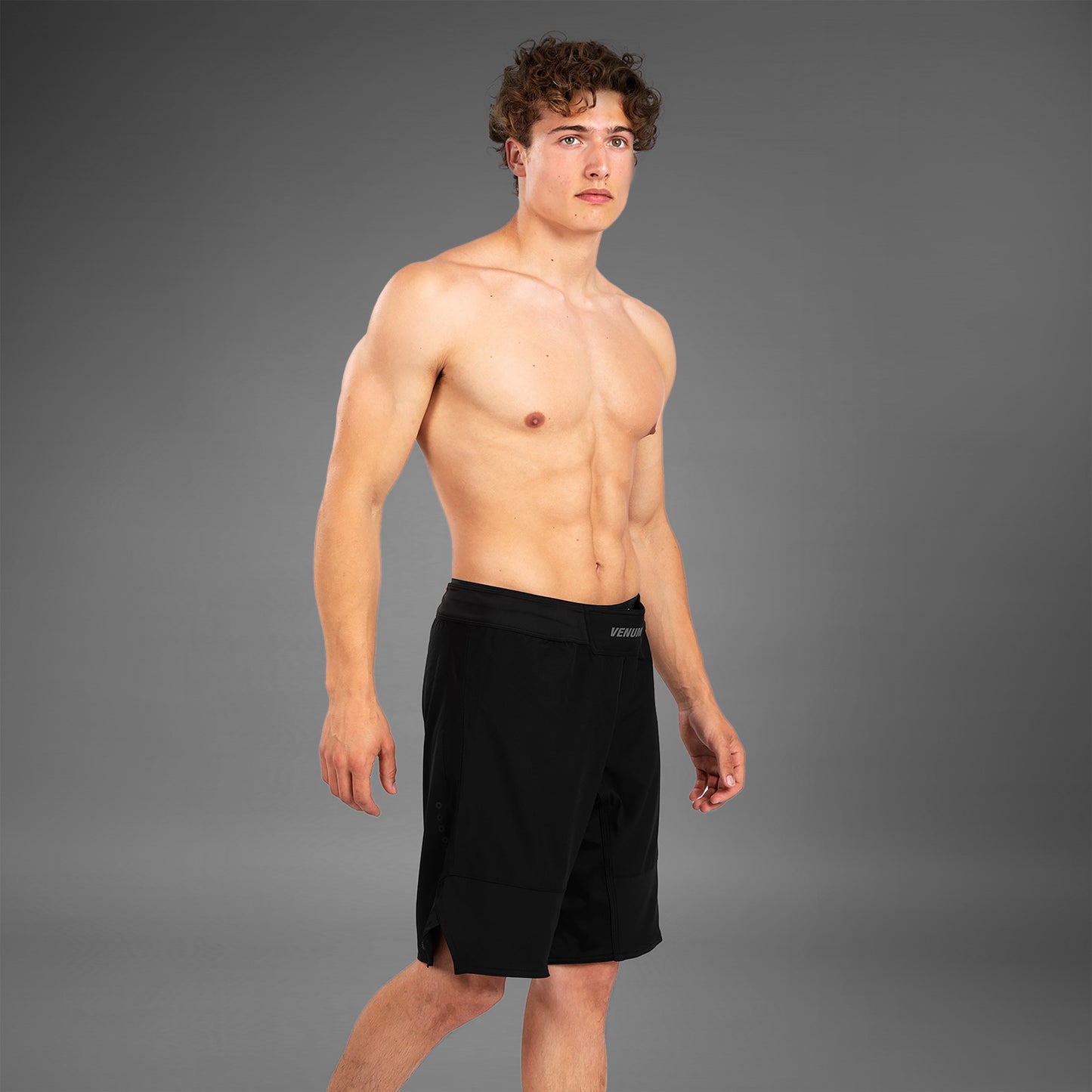Venum G-Fit Air Fightshort – Schwarz