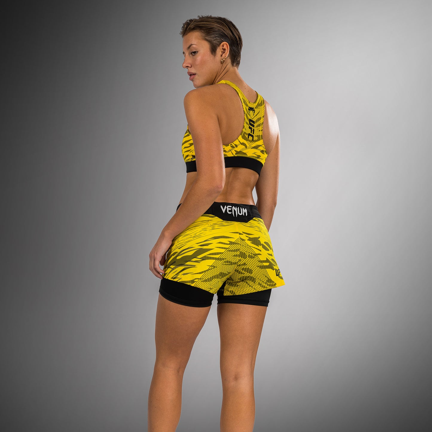UFC Fusion by Venum Authentic Fight Night Damen Fight Short - Gelb