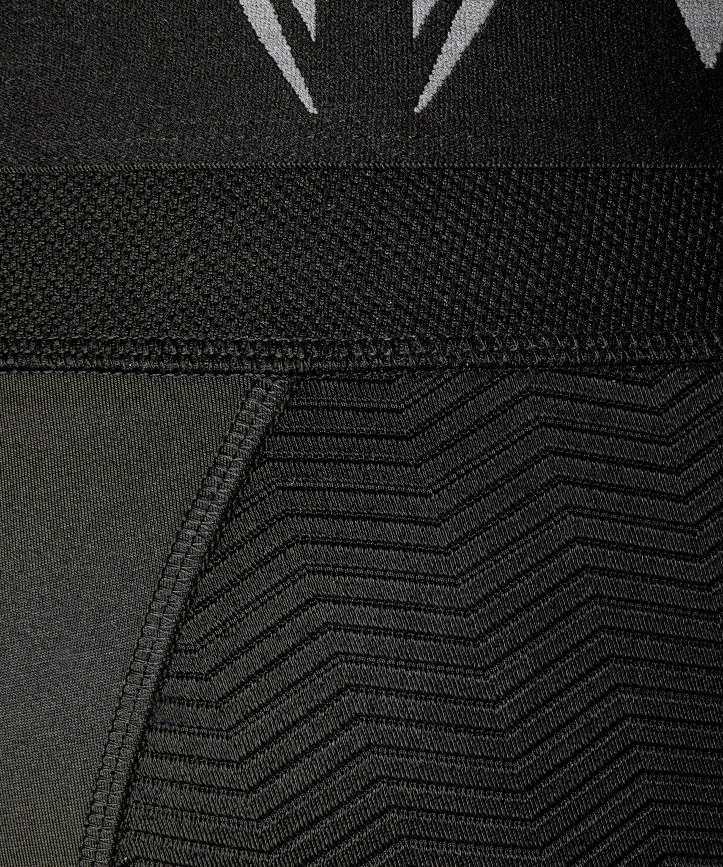 Venum G-Fit Kompressions-Shorts - Schwarz