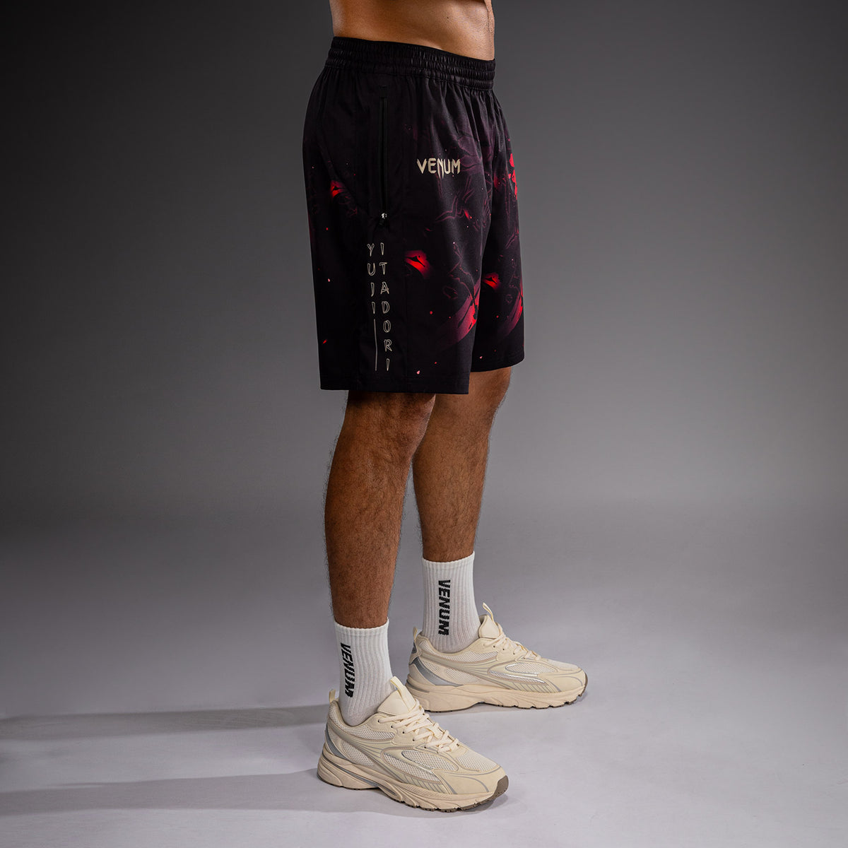 Jujutsu Kaisen x Venum Itadori Trainingsshorts – Schwarz/Rot
