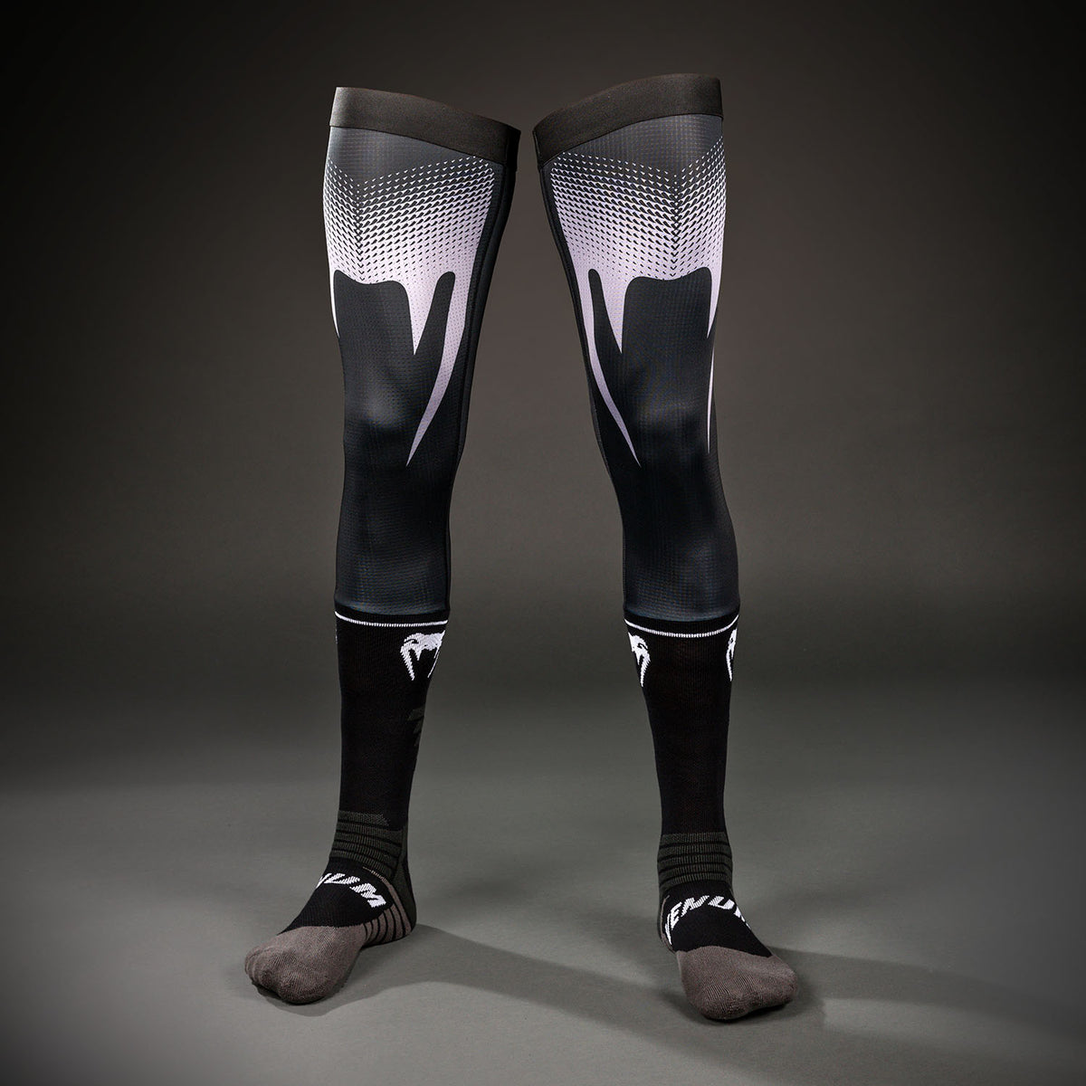 Venum MX Basics Motorsports-Socken - Schwarz/Weiß