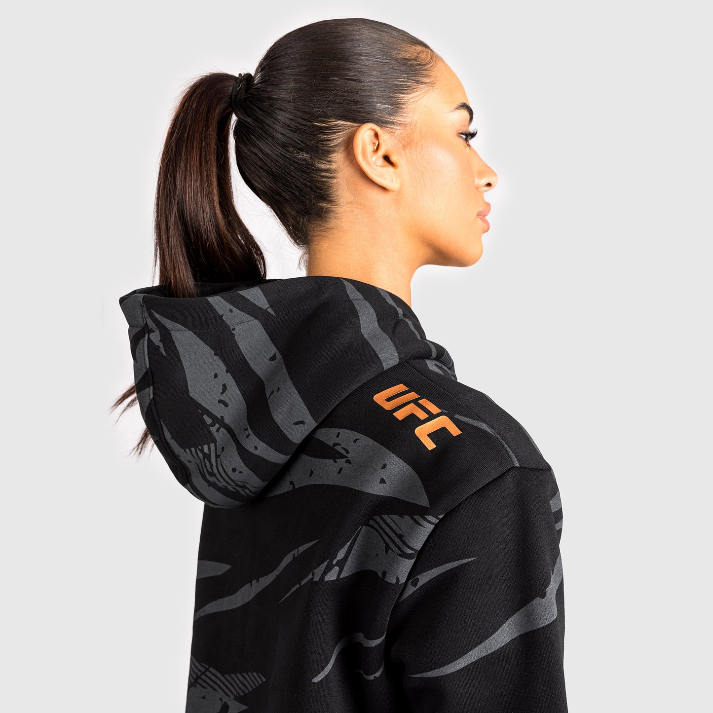 UFC Adrenaline by Venum Fight Week Frauen Pullover Hoodie - Urban Camo