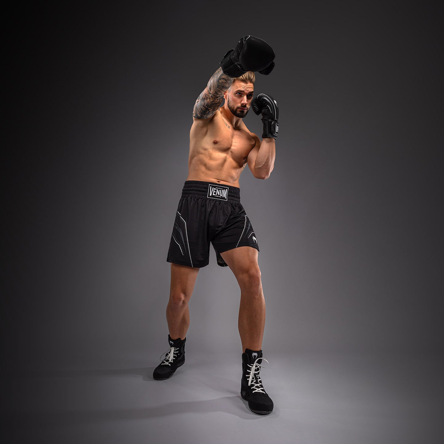 Venum Streamline Boxshorts – Schwarz/Weiß