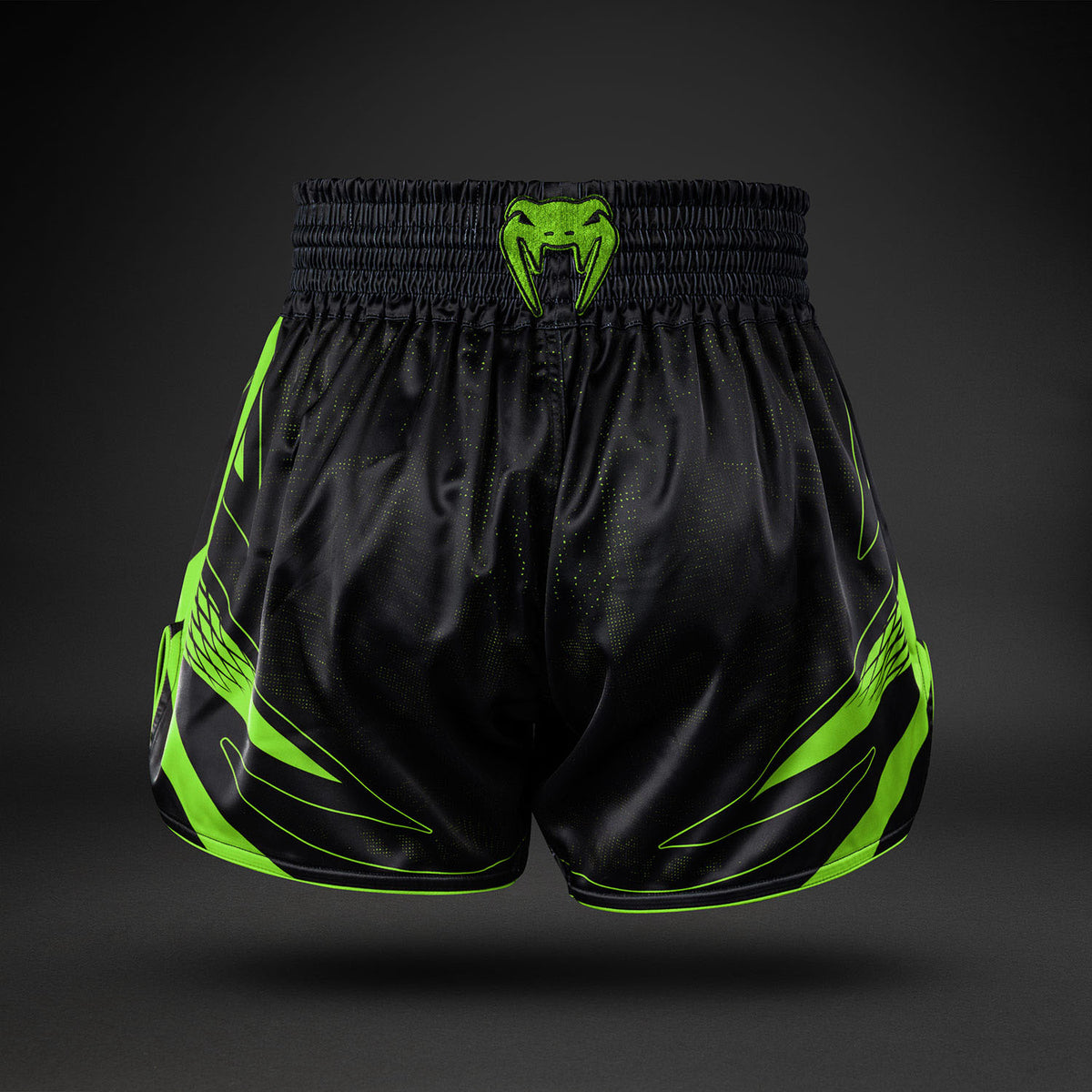 Venum Amazonia Reborn Muay-Thai-Shorts - Schwarz/Grün