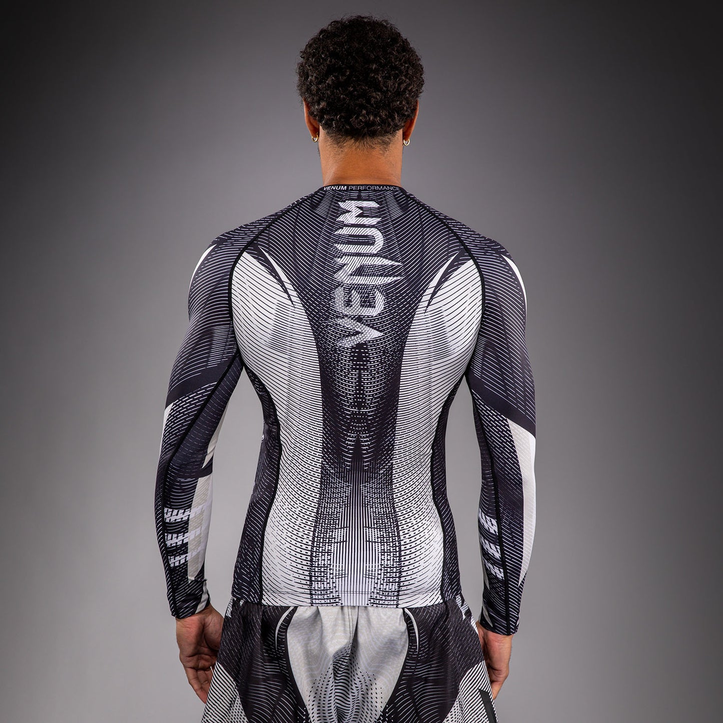Venum Galactic 3.0 Langarm Rashguard - Cremeweiß/Schwarz