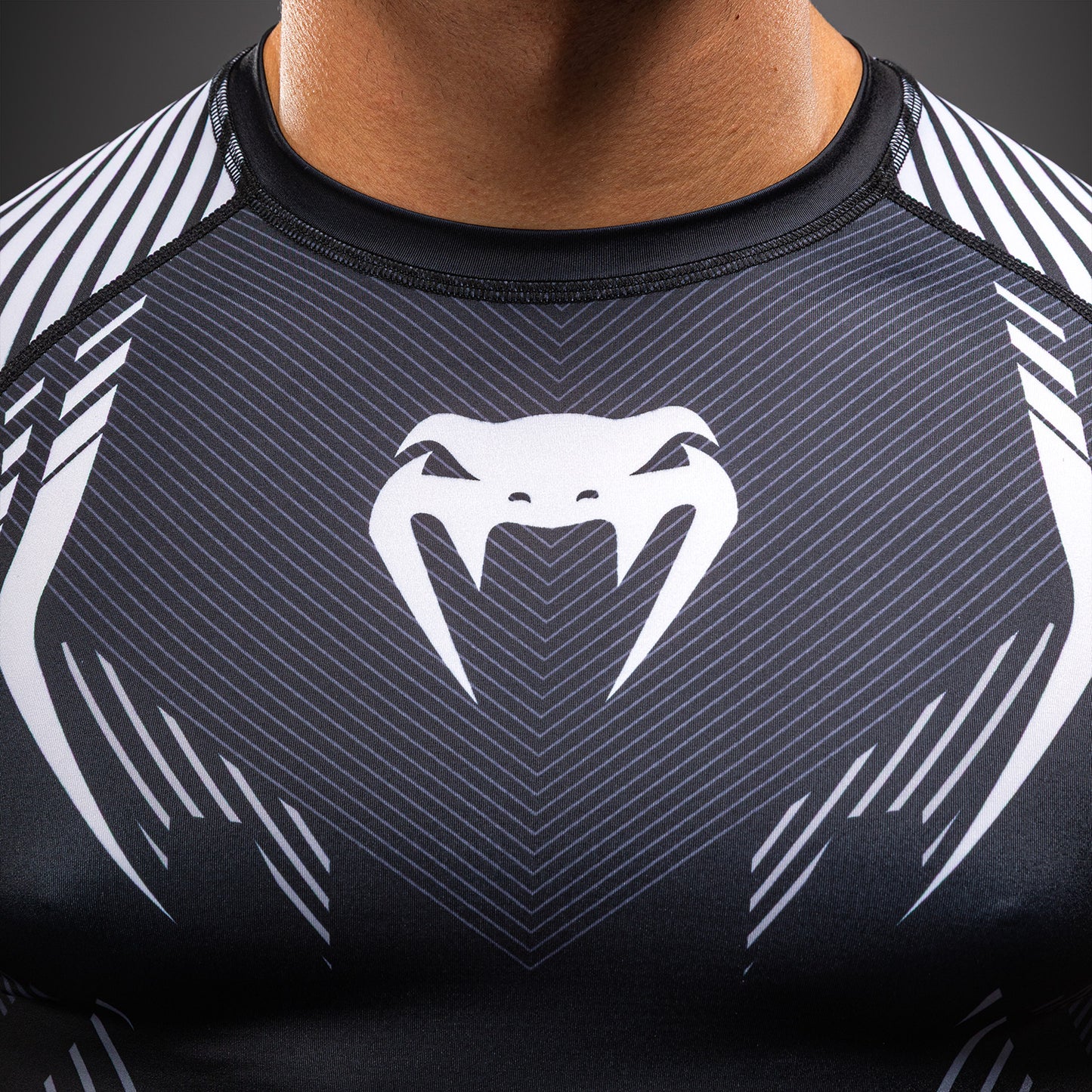 Venum No-Gi 6.0 Langarm Rashguard - Schwarz/Weiß