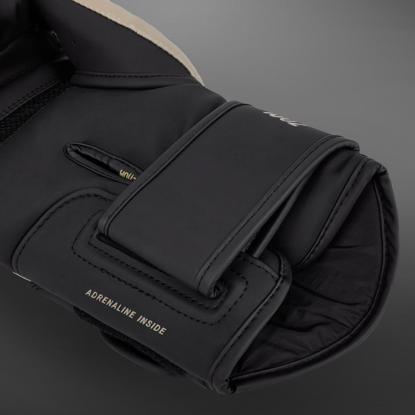 Venum Challenger 4.0 Boxhandschuhe - Schwarz/Beige