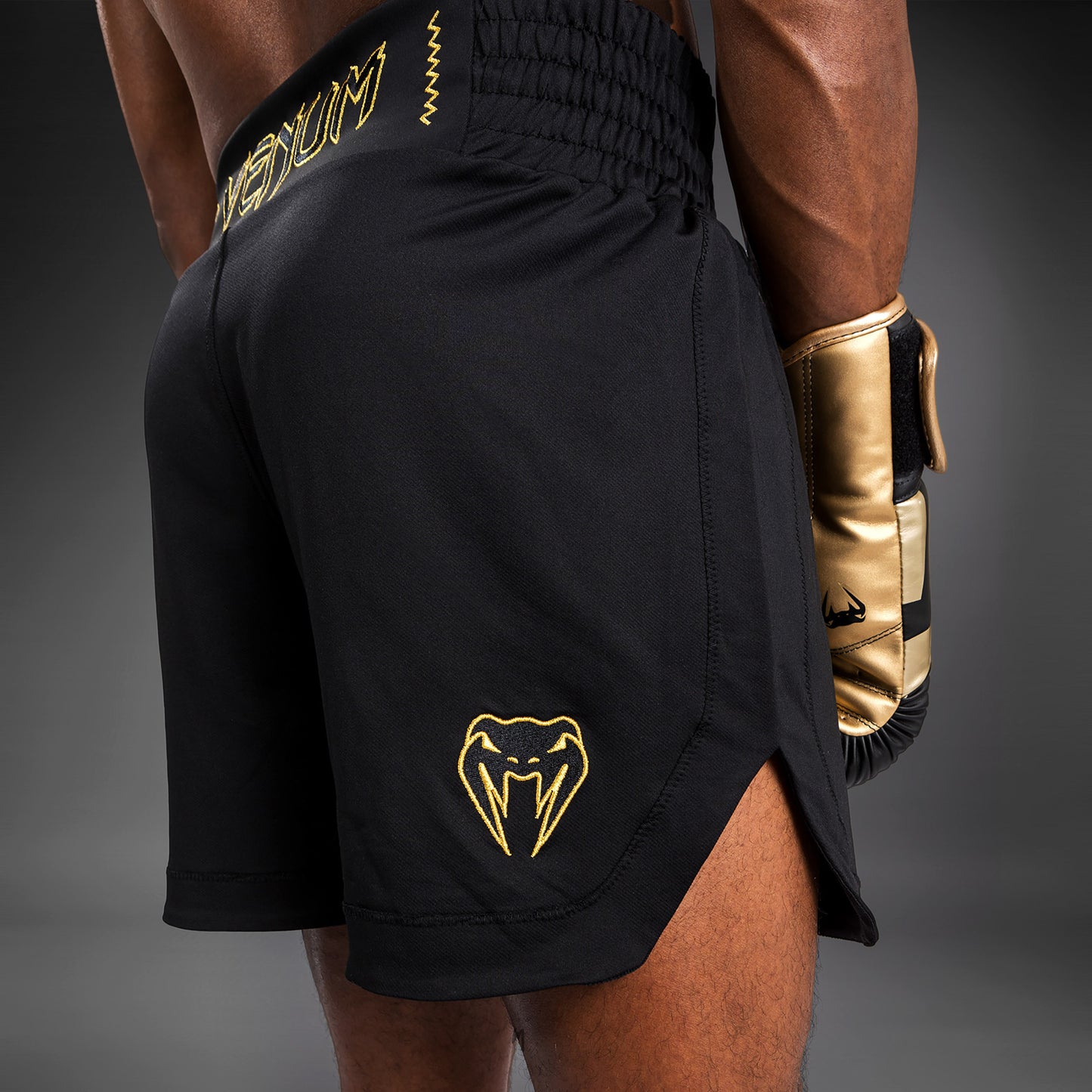 Venum Klassisch Boxing Shorts - Schwarz/Gold