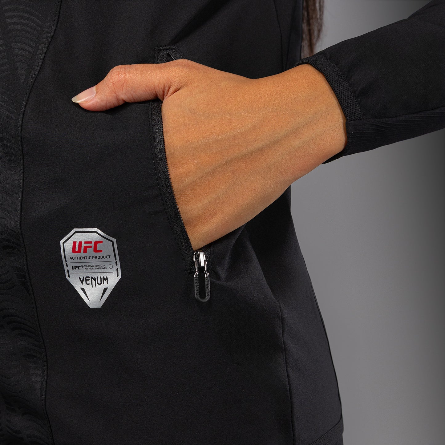 UFC Zenith by Venum Authentic Fight Night Kapuzenjacke Damen Personalisiert - Schwarz