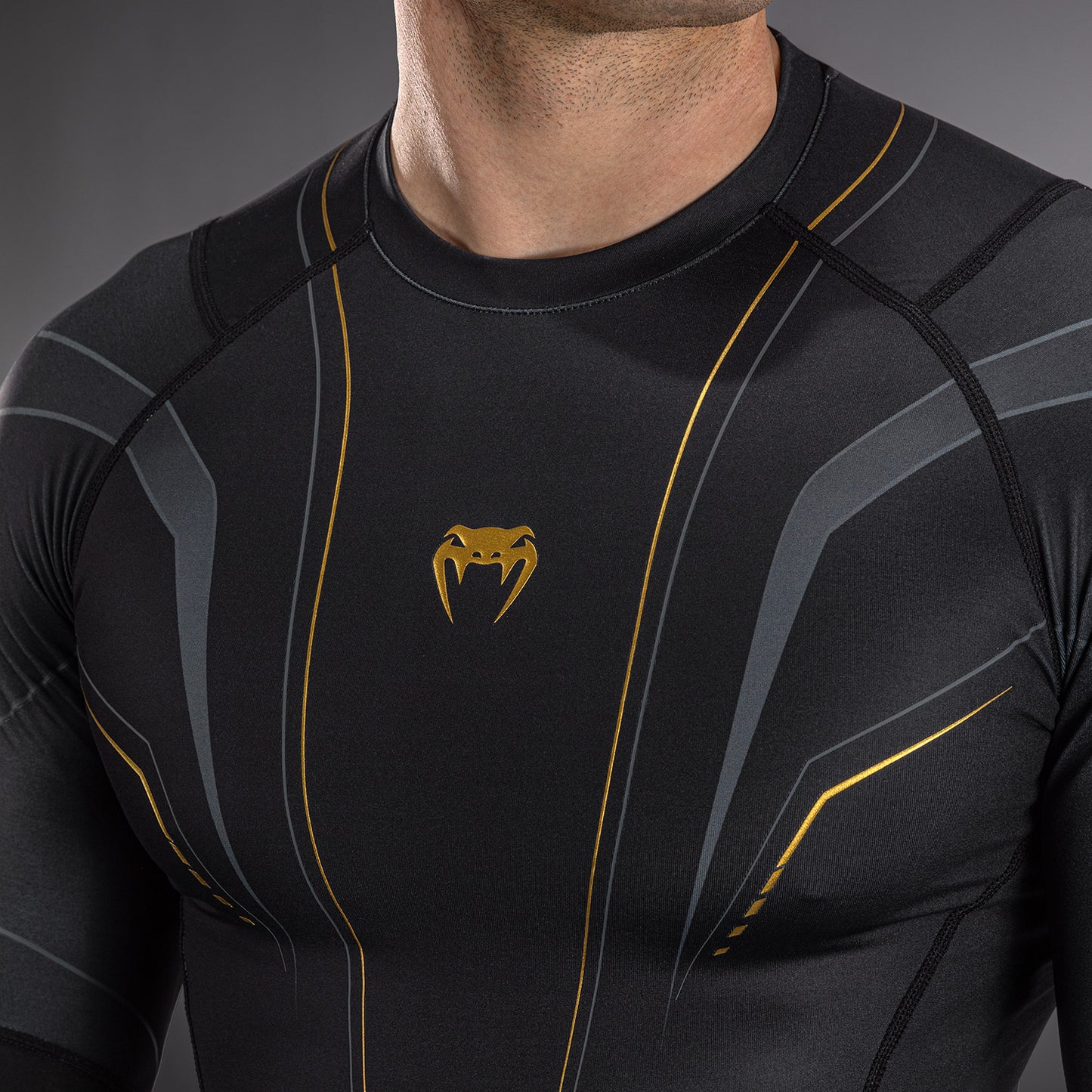 Venum Streamline Langarm Rashguard – Schwarz/Gold