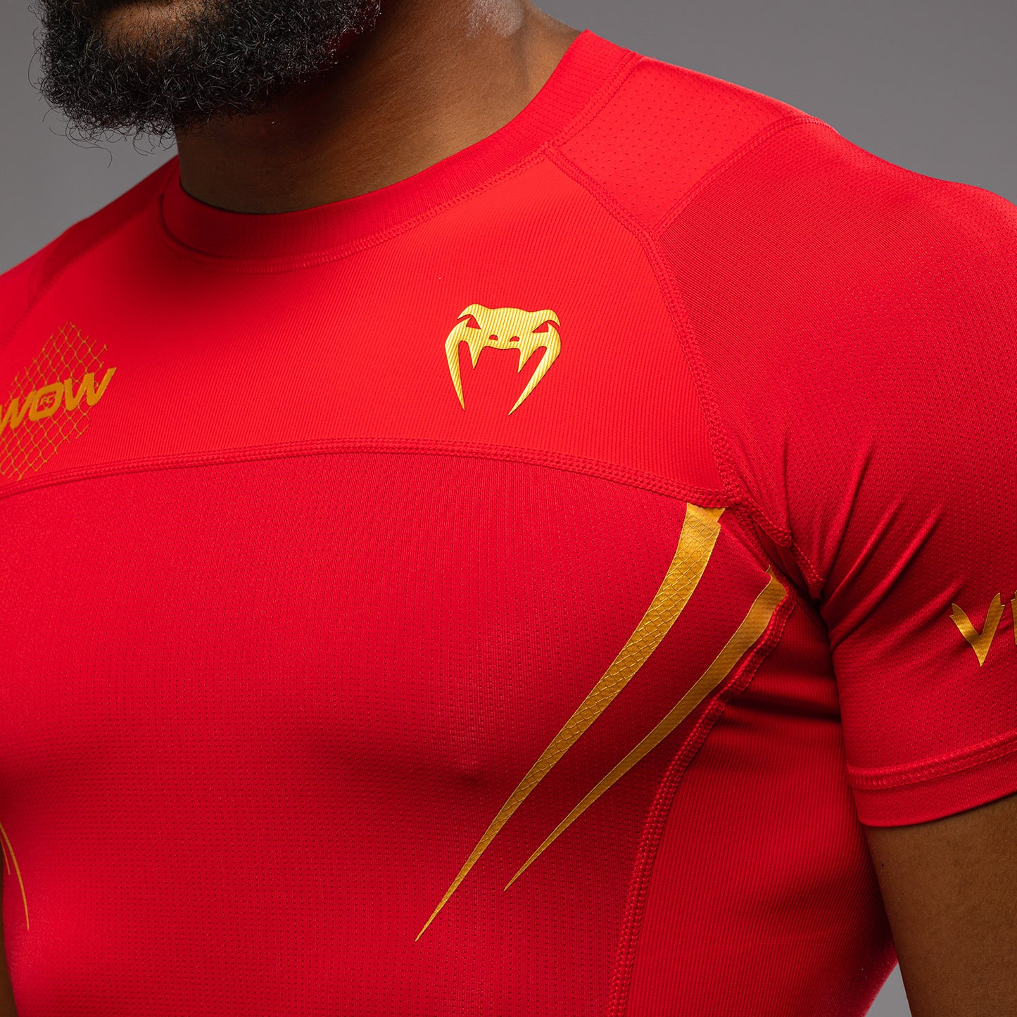 Venum x WOW FC Kurzarm Rashguard - Fury Red/ Gold