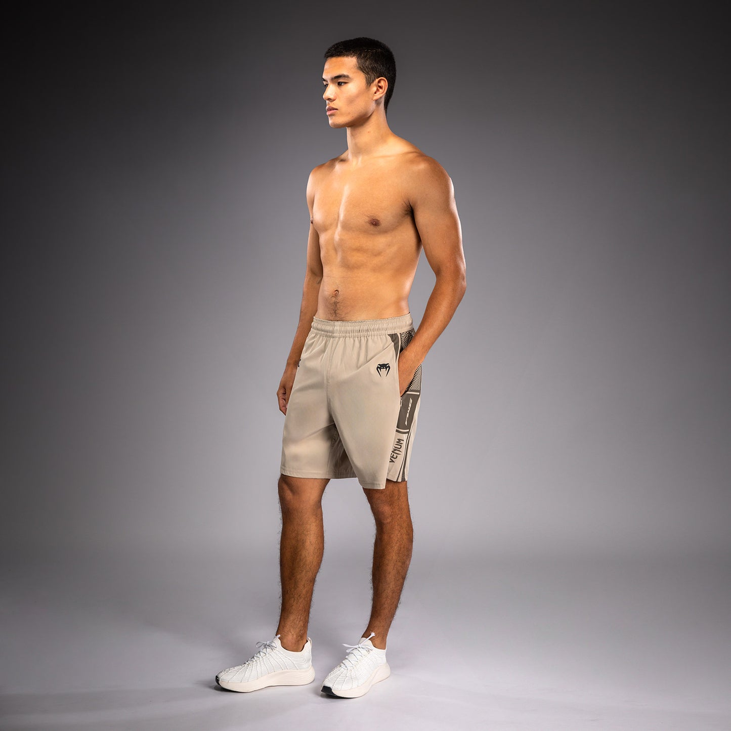 Venum UFC Unity by Venum Authentic Fight Week Herren Funktionsshorts - Sand