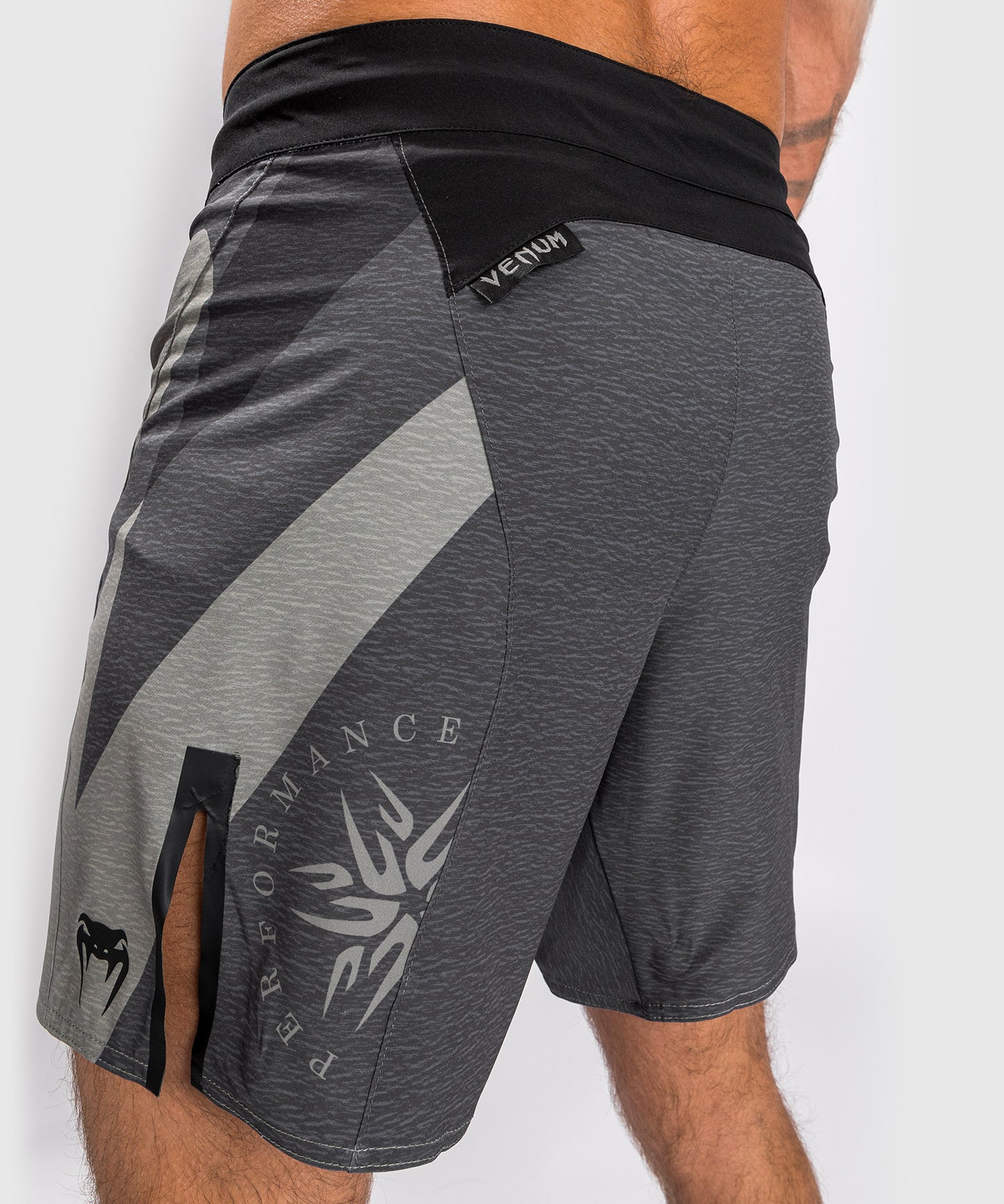 Venum Stone Fightshorts – Mineralgrün