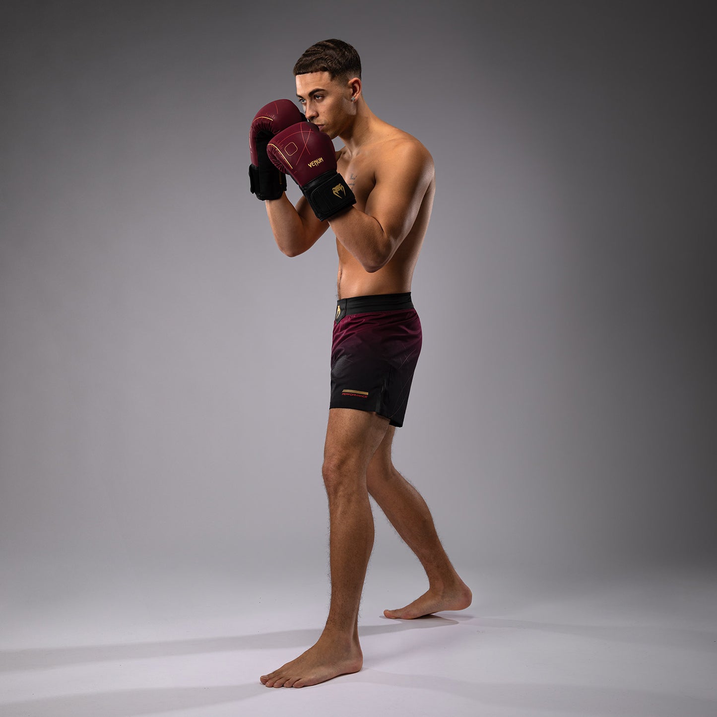 Venum Tactical XT Fight Shorts - Schwarz/Burgund/Gold