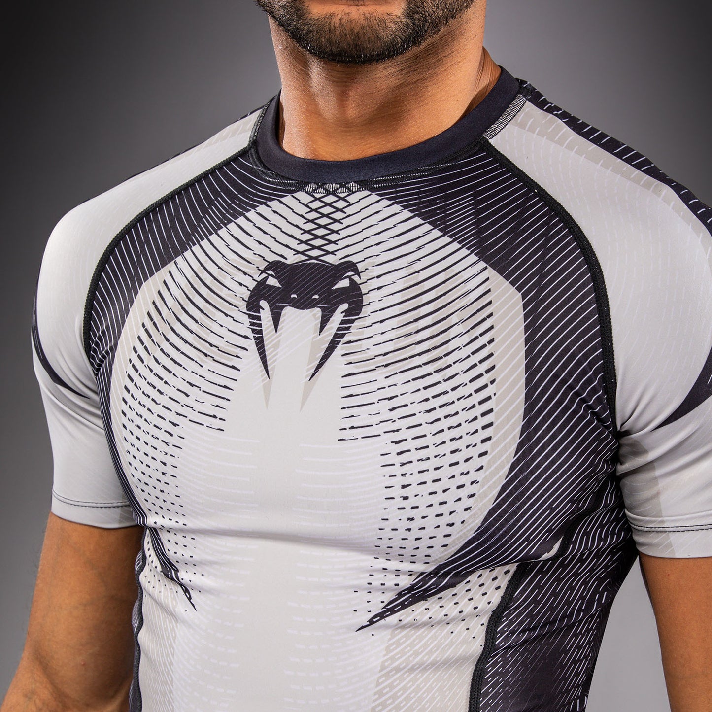 Venum Galactic 3.0 Kurzarm Rashguard - Cremeweiß/Schwarz