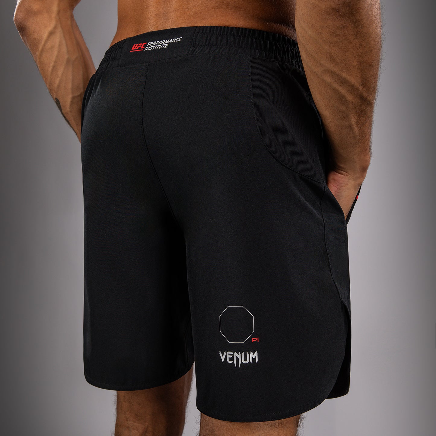 Venum UFC PI 3.0 Trainingsshorts – Schwarz