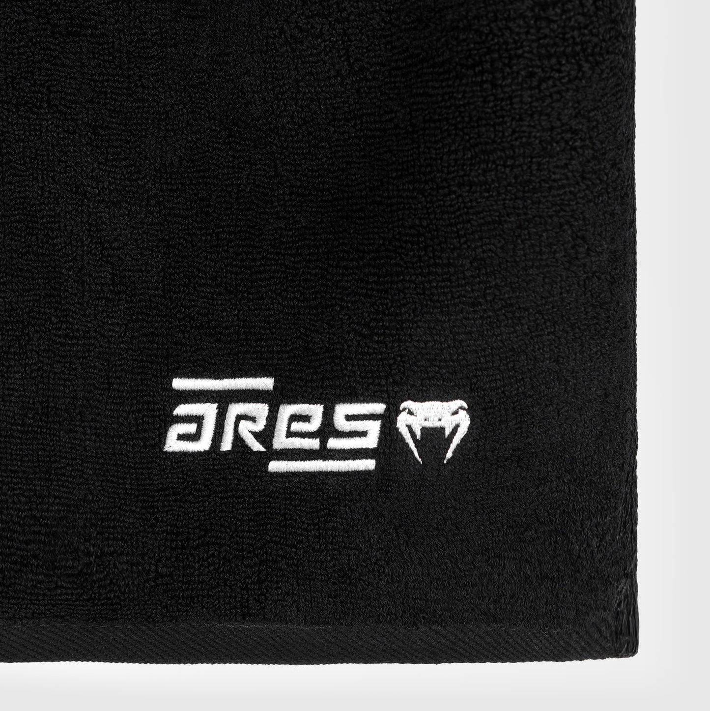 Venum x Ares Handtuch 70x137cm - Schwarz