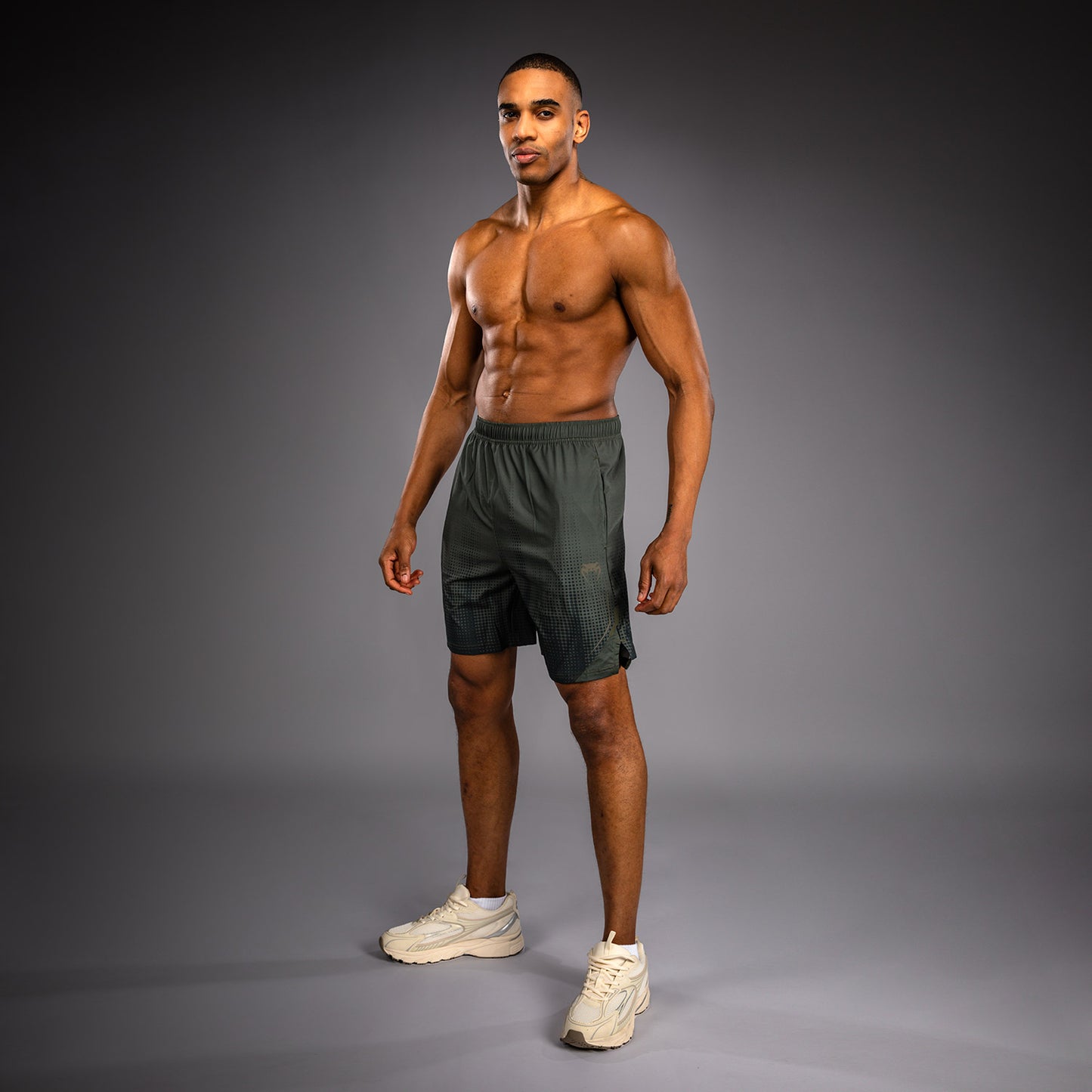 Venum Stealth Trainingshorts – Khaki/Dunkelgrün