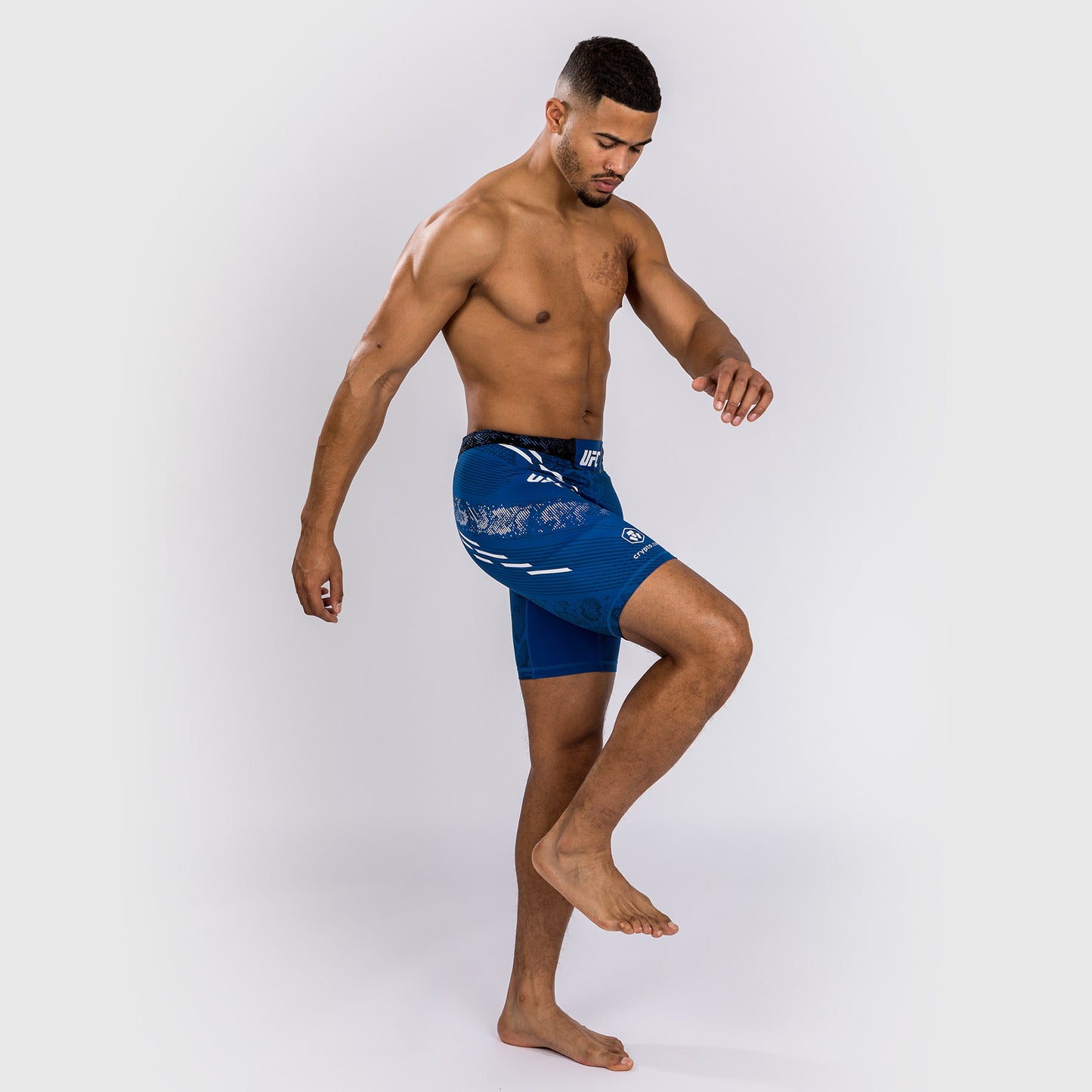UFC Adrenaline by Venum Authentic Fight Night Vale Tudo Short für Männer - Blau