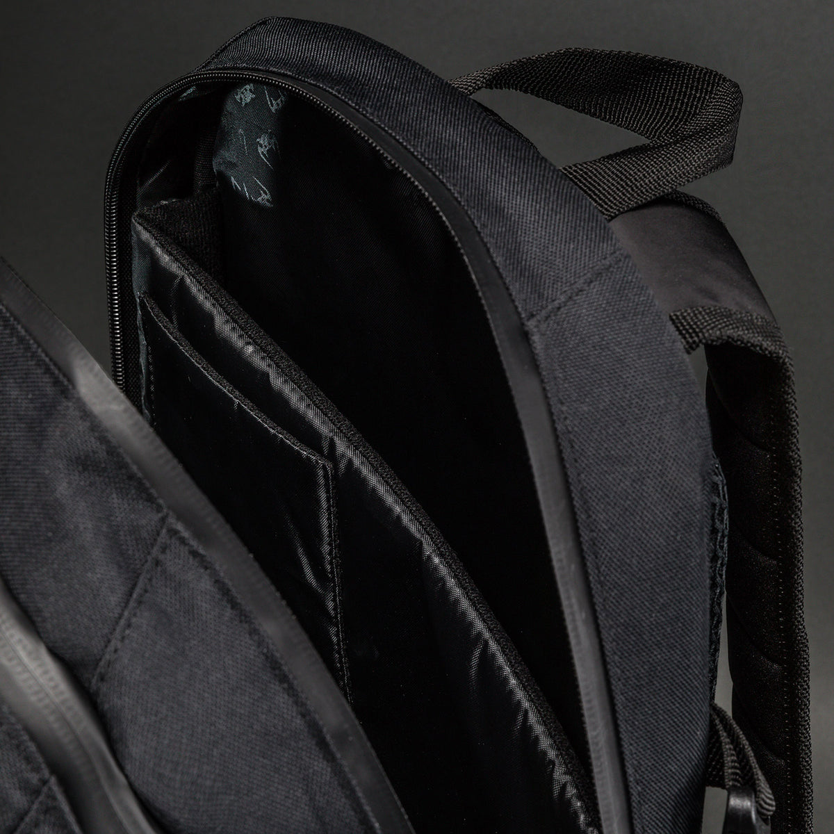 Venum Amazonia Reborn Rucksack (15-25 L) - Schwarz/Grün