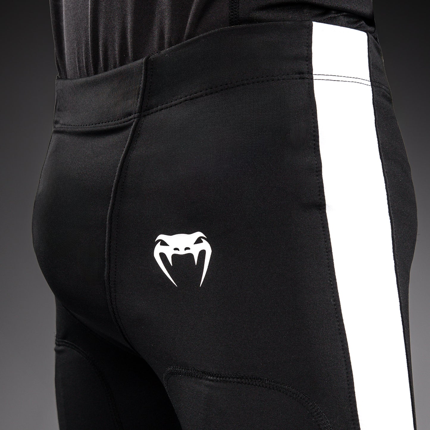 Venum Elite Fußball Kompressionsshorts für Kinder - Schwarz
