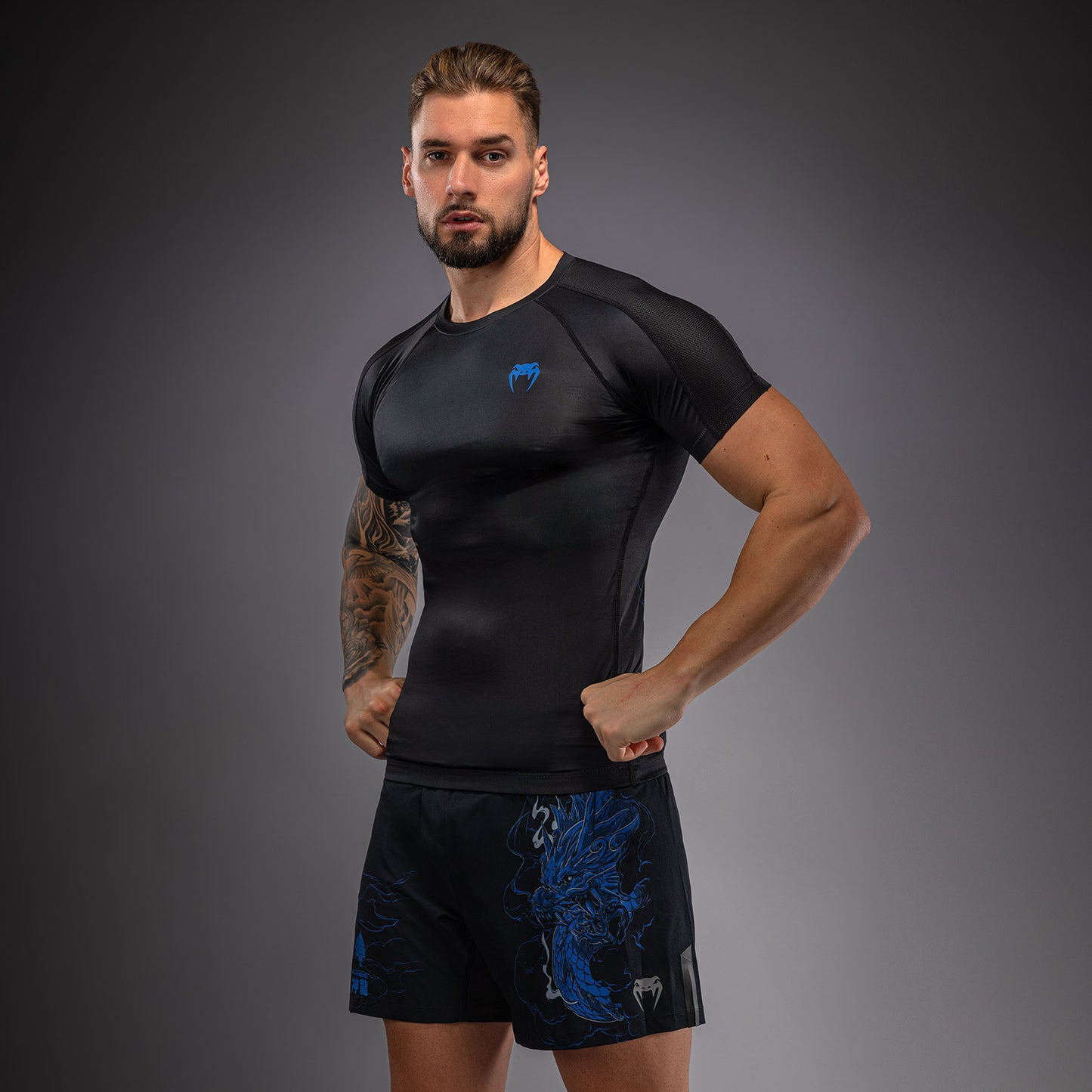 Venum Thunder Dragon Kurzarm Rashguard  – Schwarz/Königsblau
